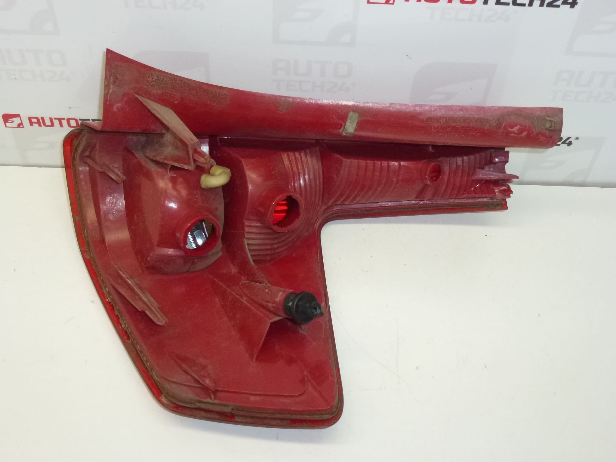 Levá zadní lampa Citroën C4 5 dveří 9655864080 6350T8 - Obrázek 2
