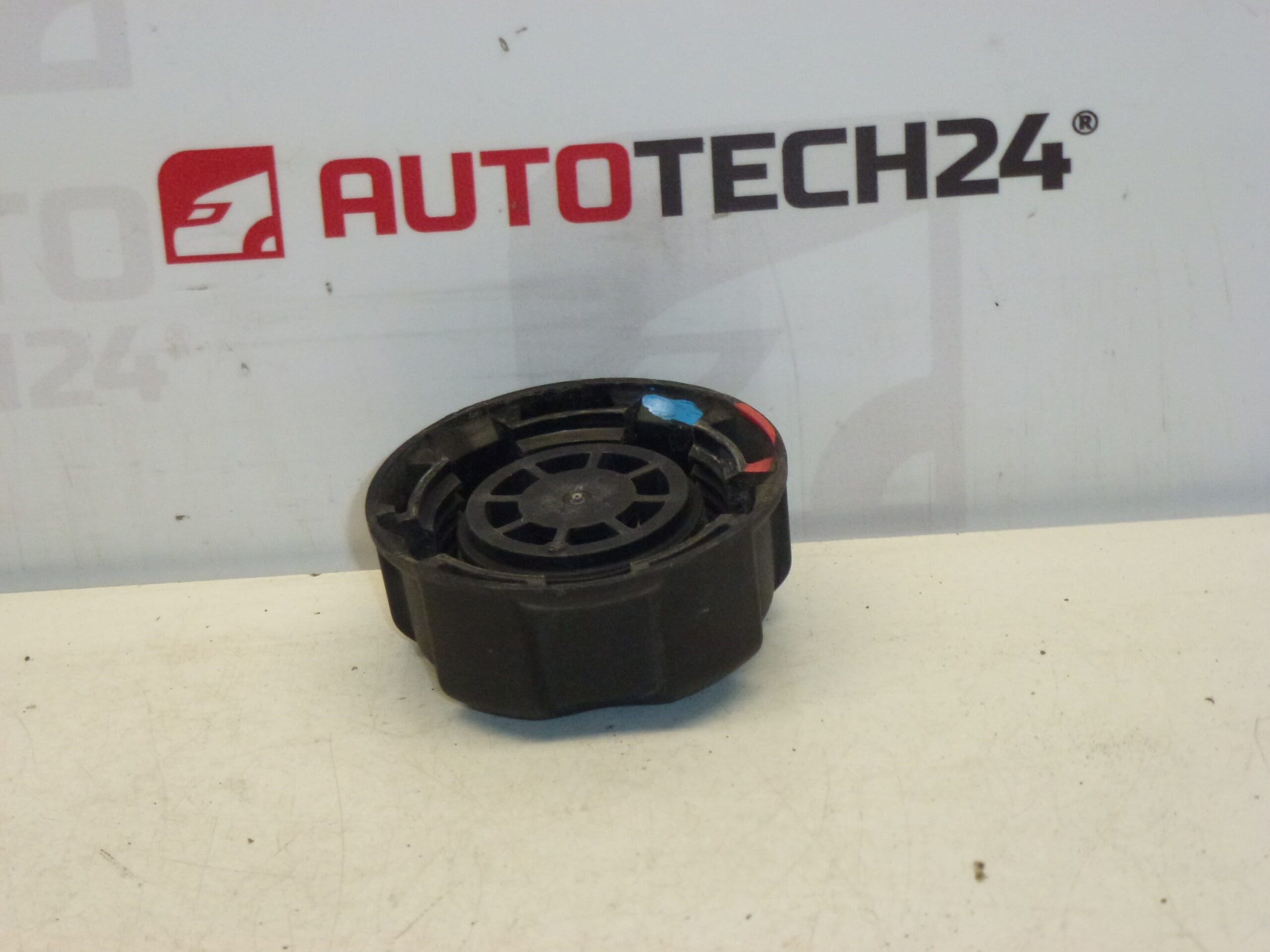 Víčko expanzní nádobky Citroën Peugeot 1304E4 - Obrázek 2