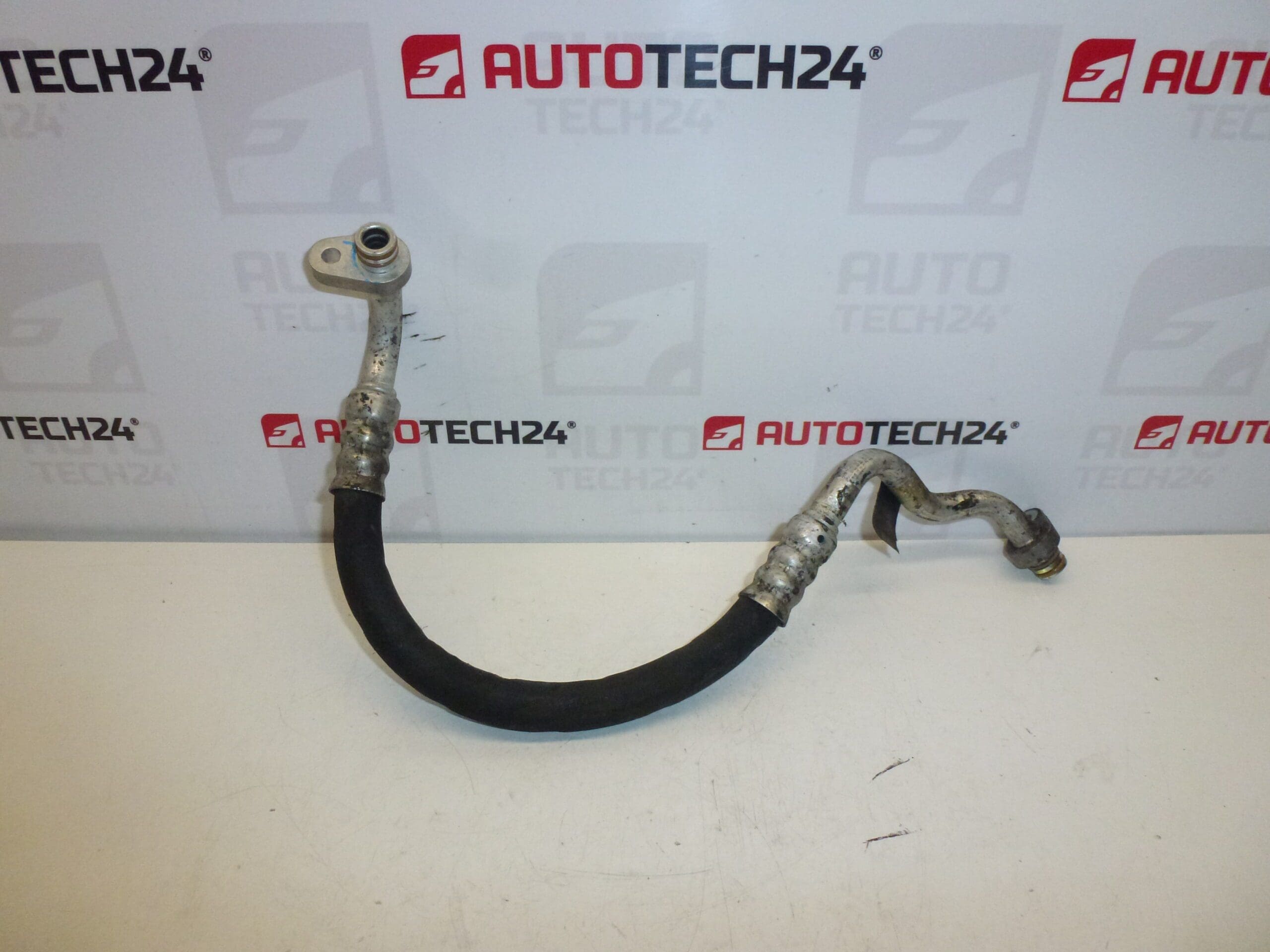 Klima trubka Citroën C4 Peugeot 307 6460LZ 6460XP