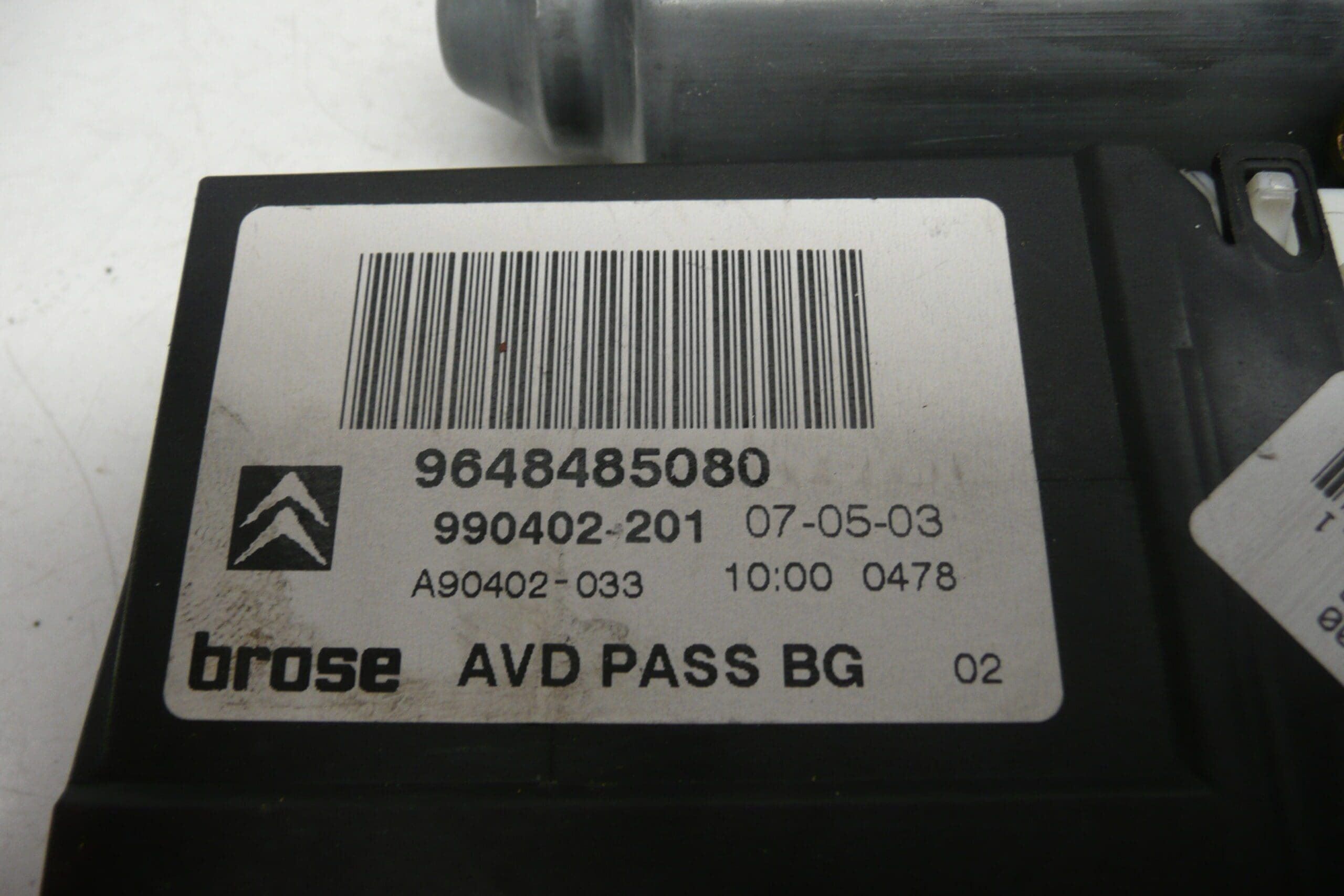 Motor stahování předního pravého okna Citroën C5 9648485080 - Obrázek 2