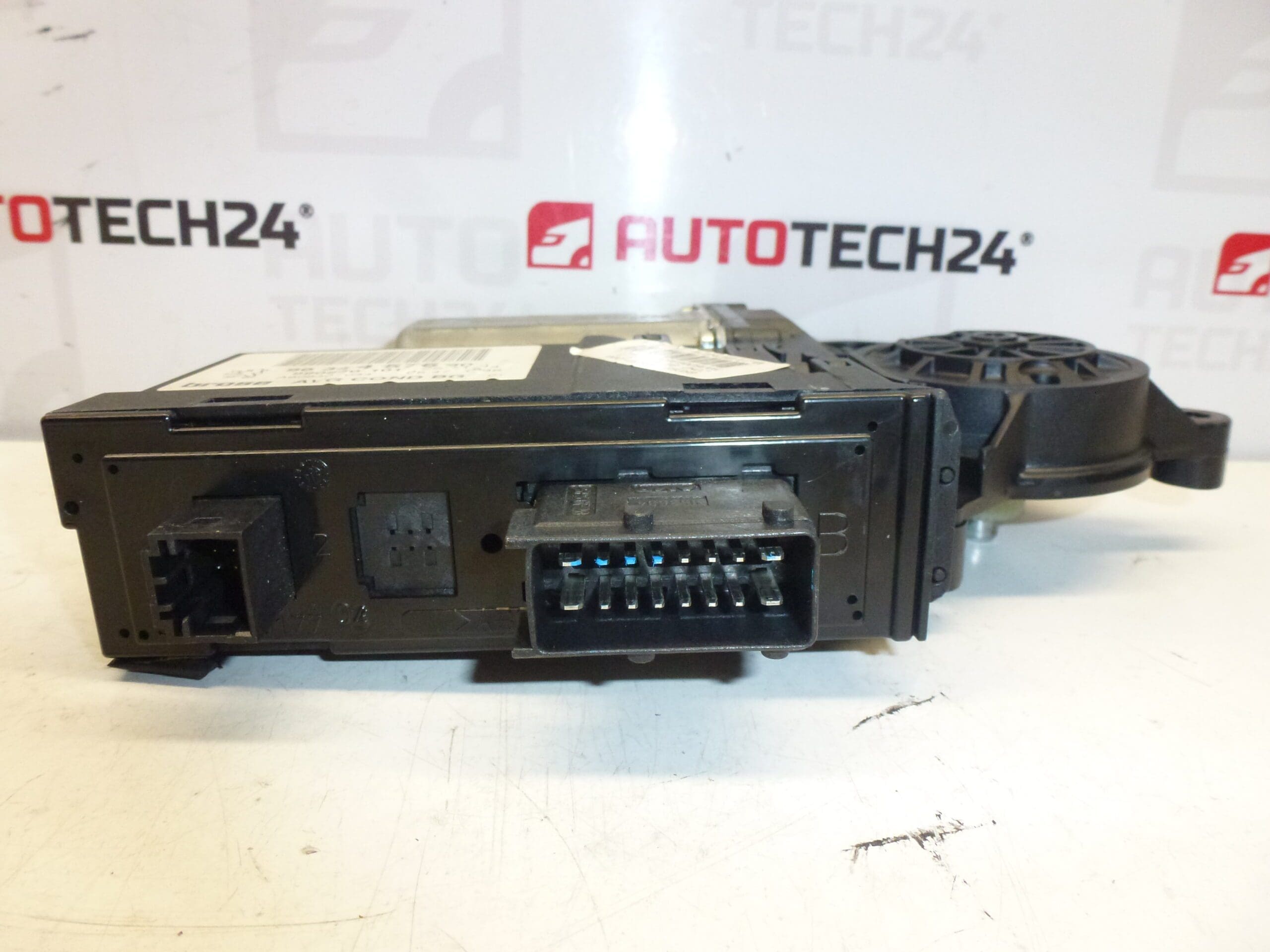 Motor Levého Předního Stahování Okna Peugeot 307 9634457580 9221N5 - Obrázek 2