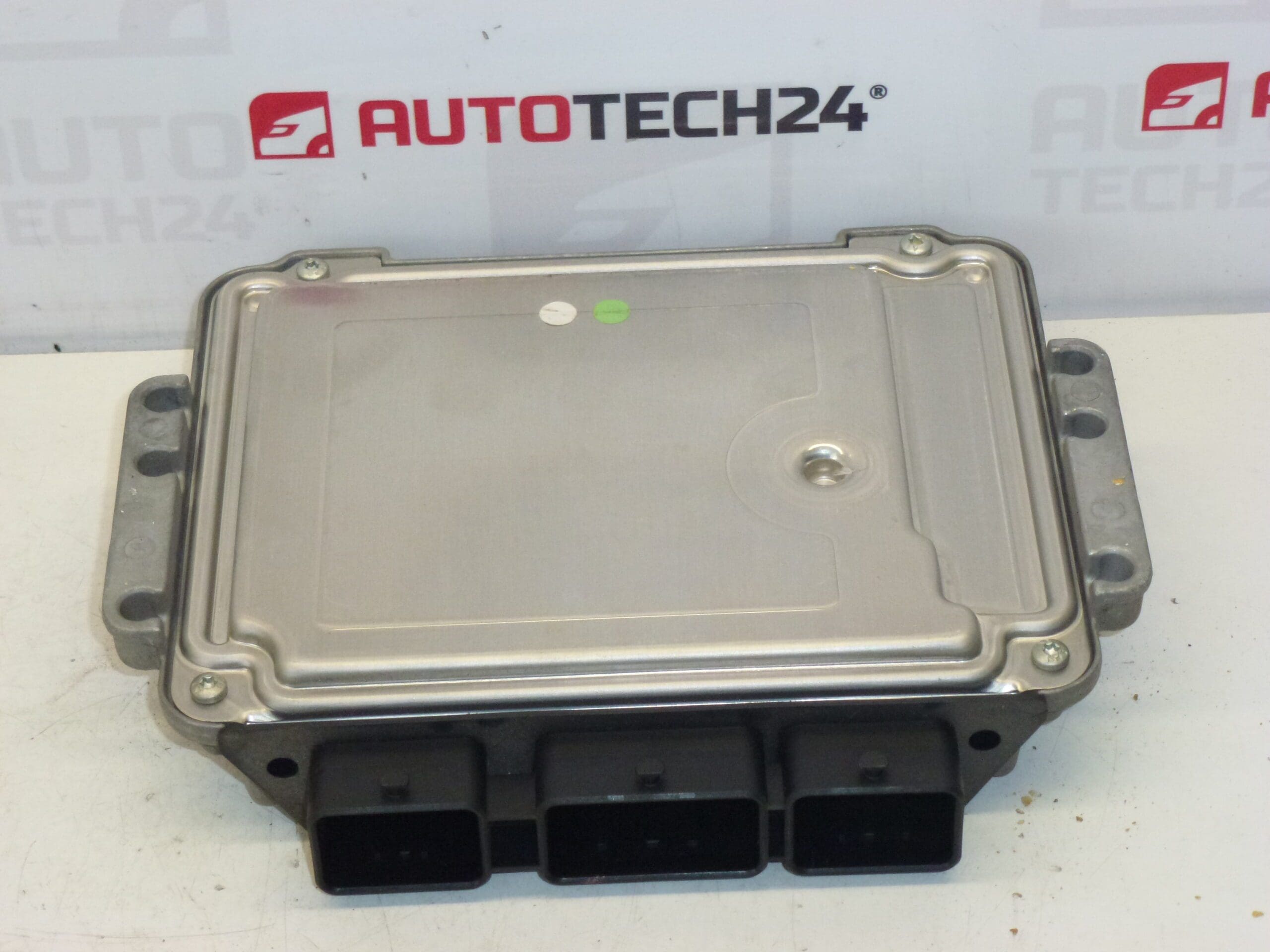 Řídící jednotka ECU Bosch EDC16C34 Citroën Peugeot 0281011627 1940WZ - Obrázek 2