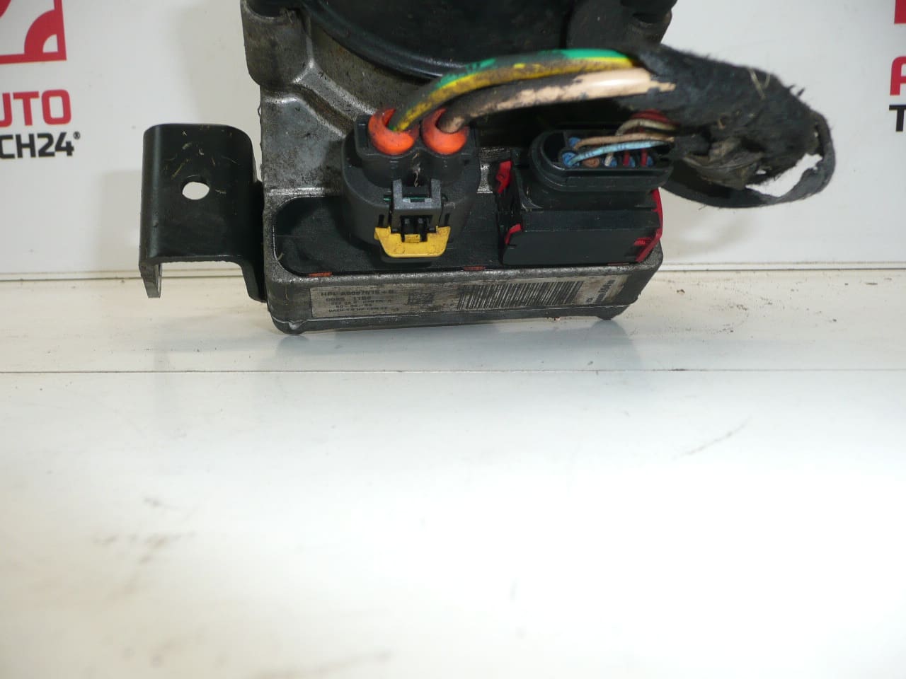 Elektrické servočerpadlo Citroën Peugeot 9654150980 4008E6 - Obrázek 2