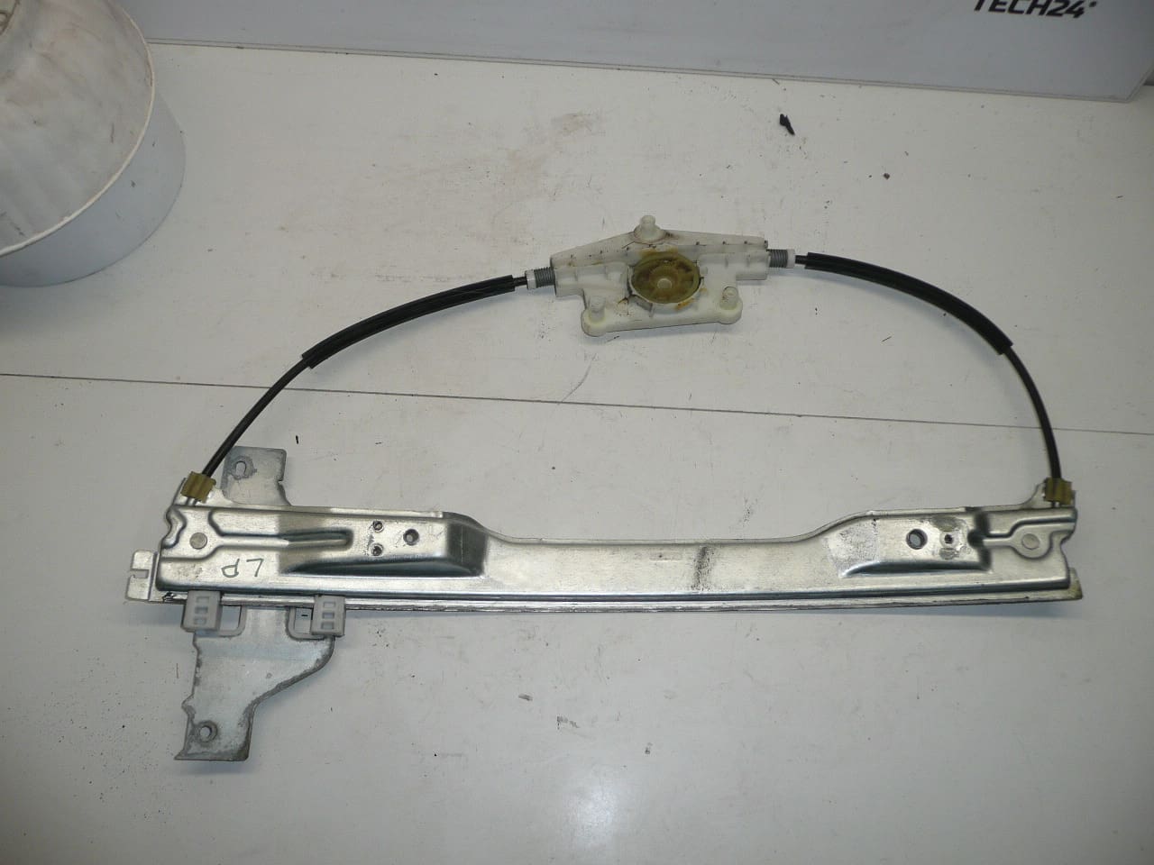 Mechanismus stahování levého předního okna Citroën C4 5dvéř 9221V1 - Obrázek 2