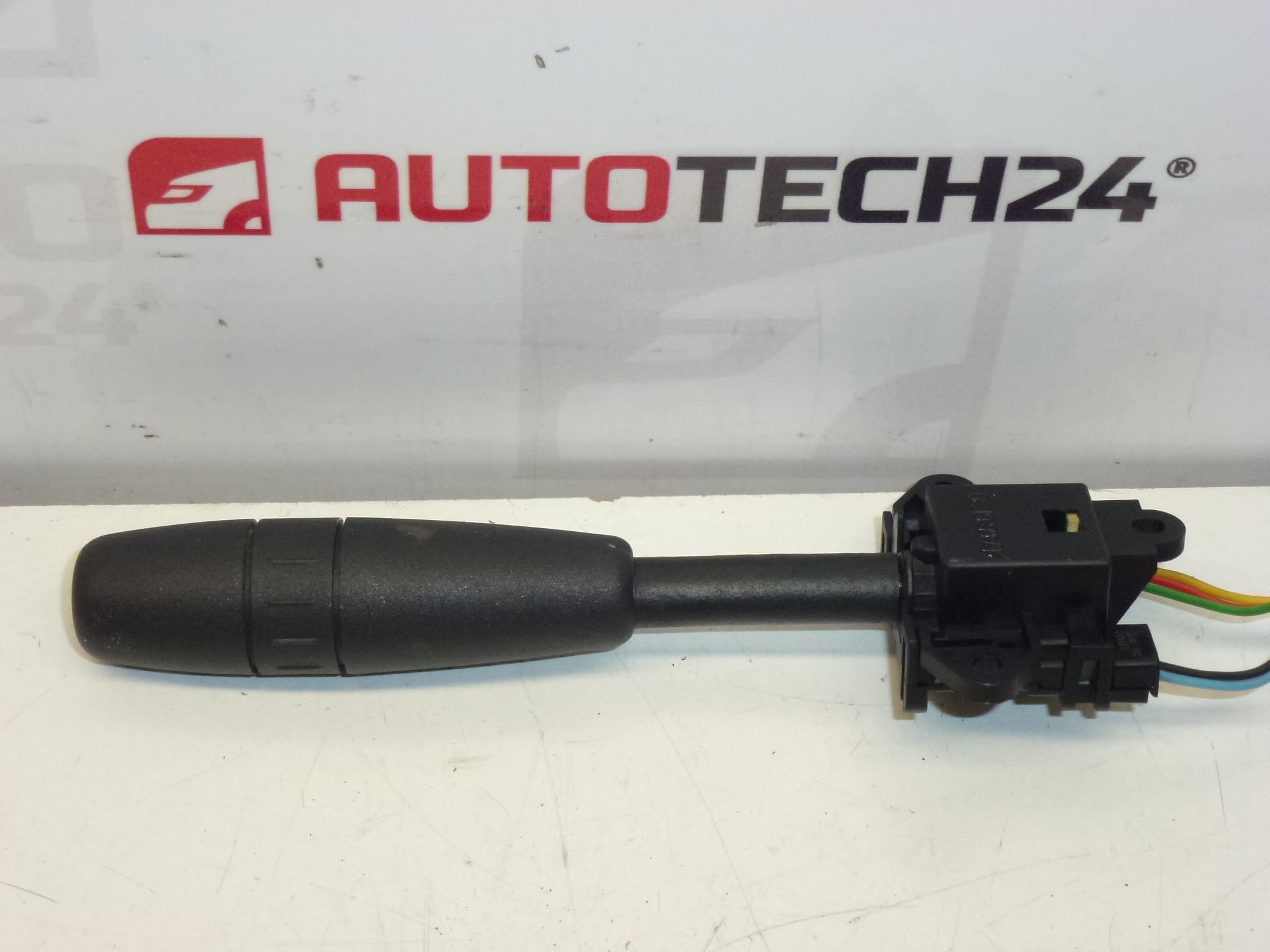 Ovladač tempomatu Citroën Peugeot 96189185ZL 623997 - Obrázek 2