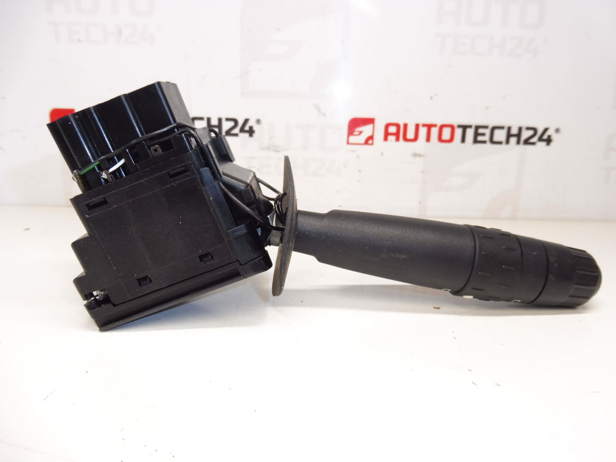 Ovladač světel Citroën Peugeot 96251931ZL 625368 - Obrázek 2