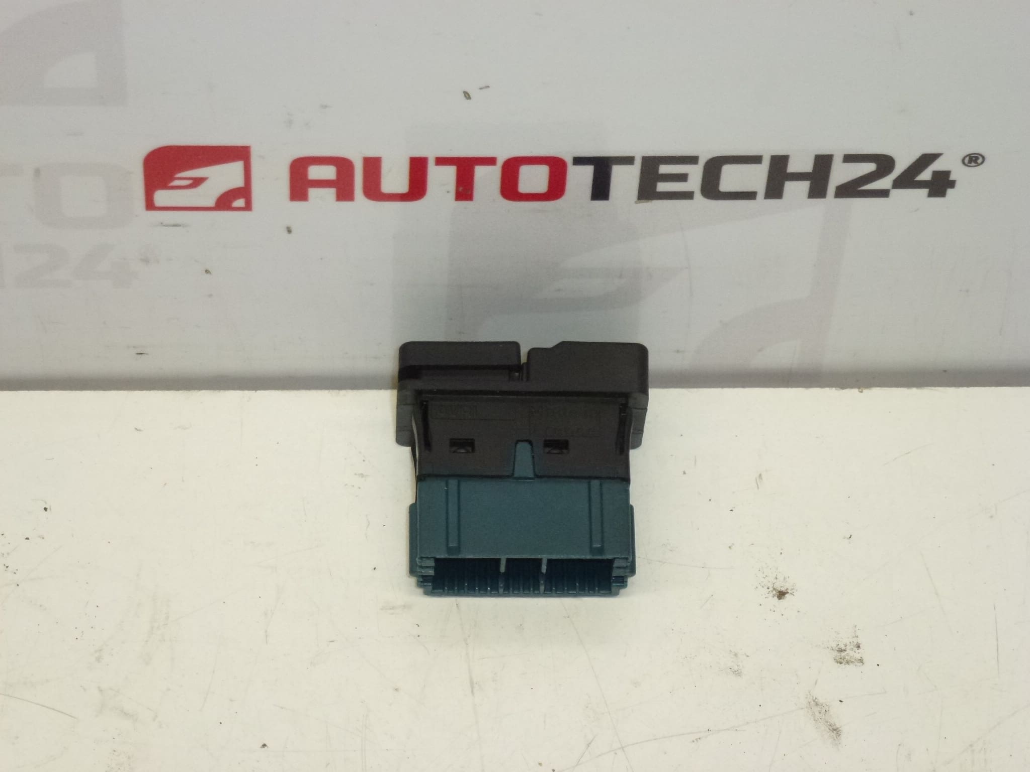 Blokovač zadních oken Citroën Peugeot 6552ZK - Obrázek 2