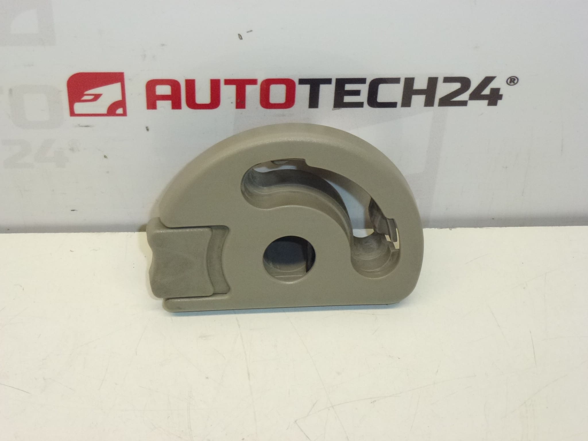 Mechanismus loketní opěrky Citroën Peugeot 883096