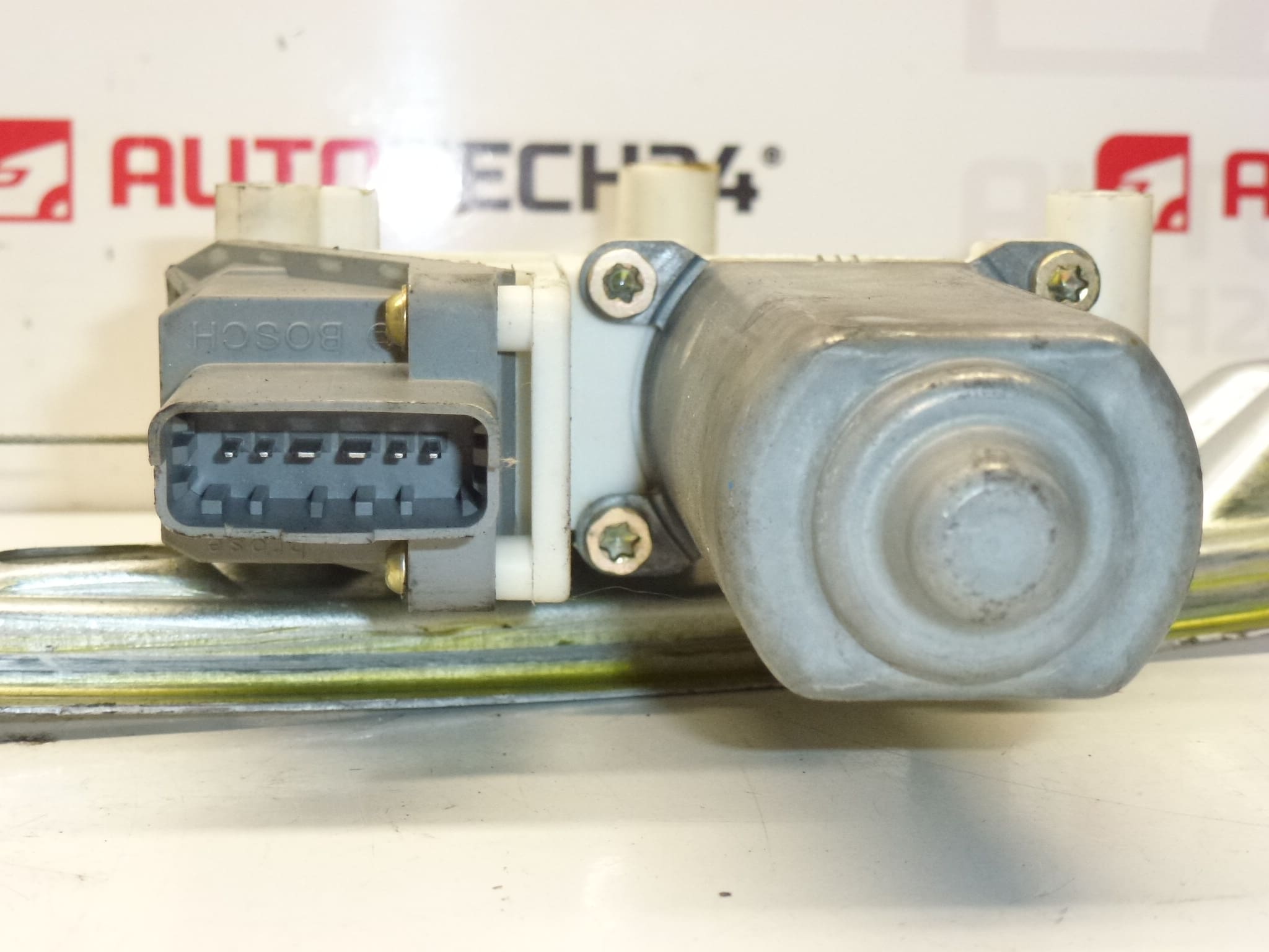 Mechanismus stahování pravého zadního okna Citroën C5 01-07 922467 - Obrázek 2