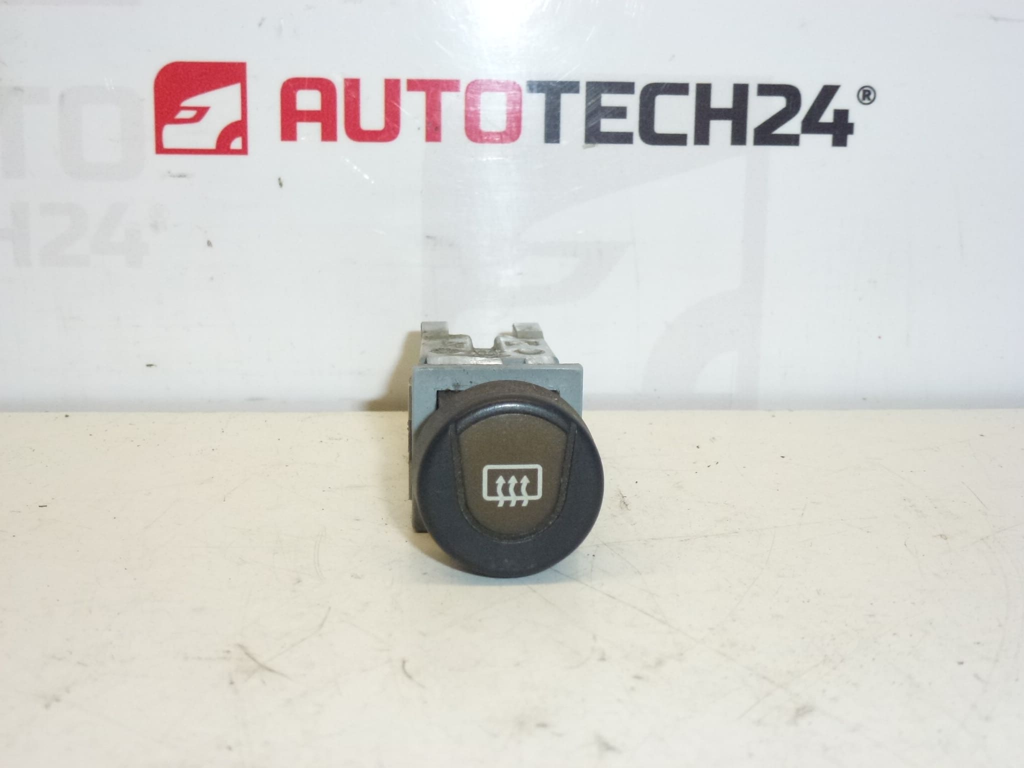 Ovladač výhřevu zadního skla Citroën Peugeot 655492 6552PJ