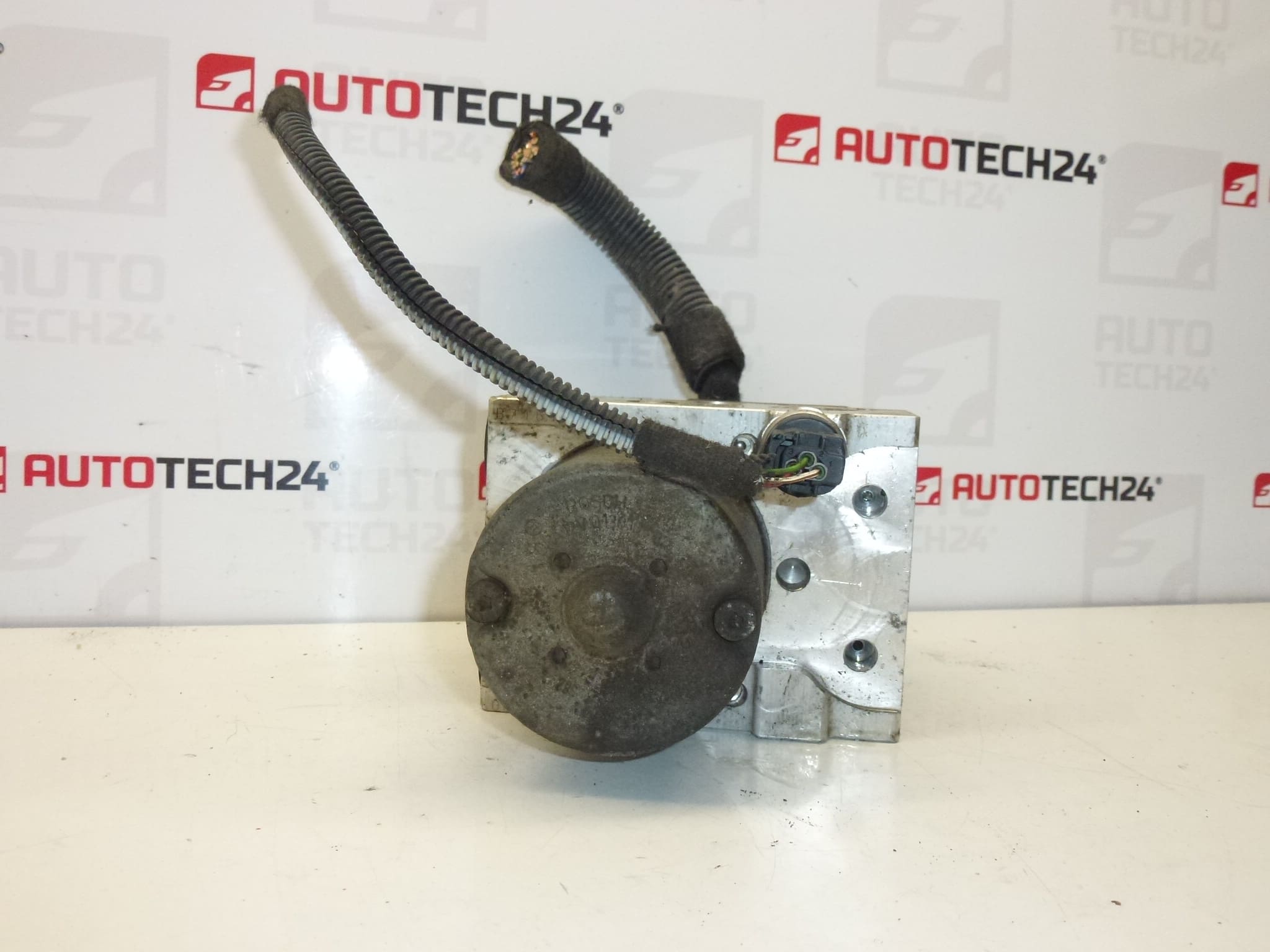 Řídící modul ABS/ESP Bosch Peugeot 307 9648435380 0265950084 4541T1 - Obrázek 2