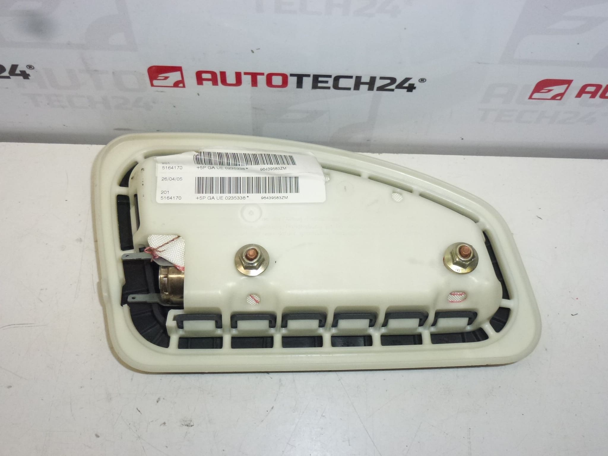 Pravý airbag sedadlový Peugeot 407 96439583ZM 8216QP - Obrázek 2