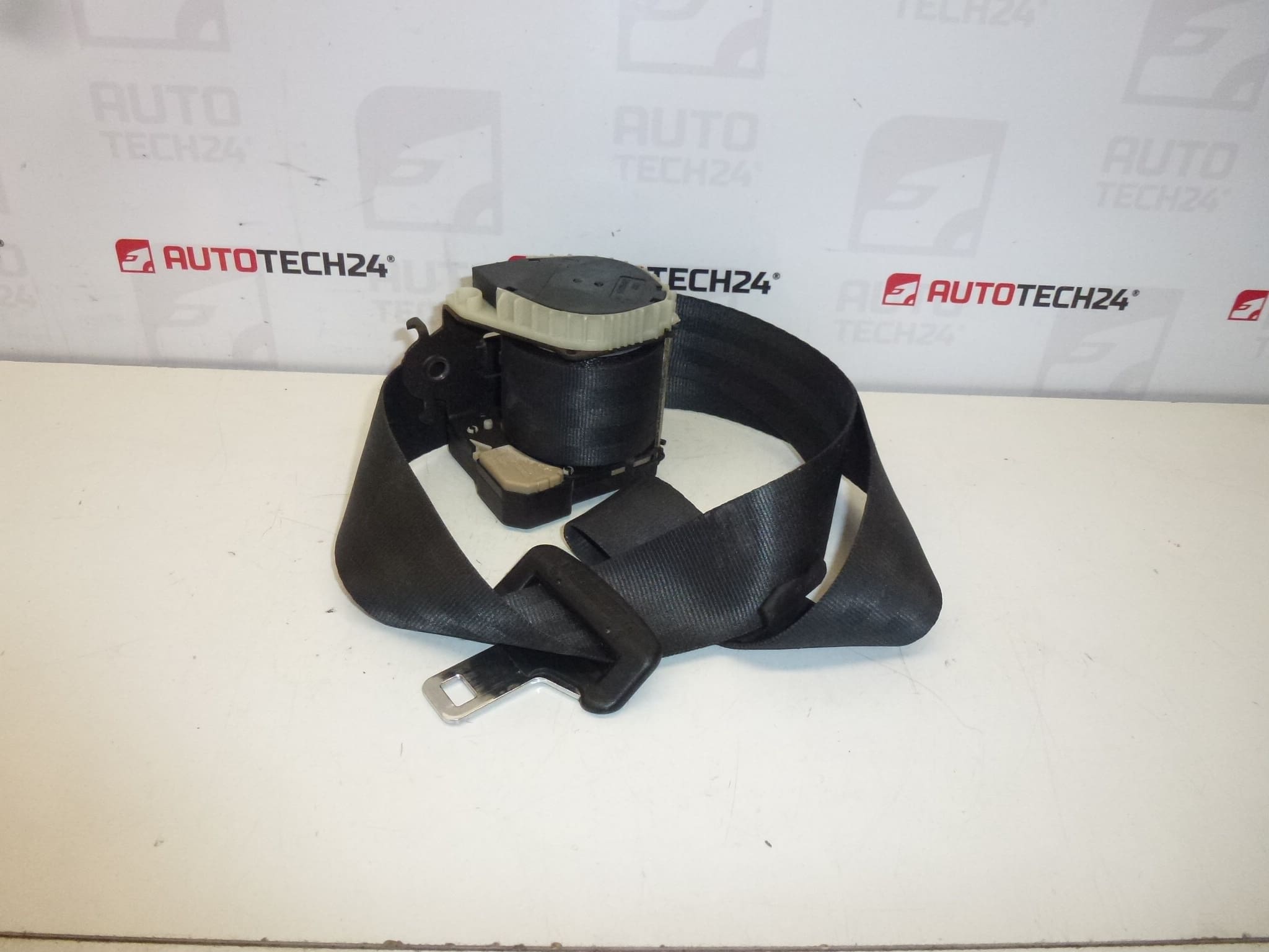 Bezpečnostní pás Citroën C3 PLURIEL 8973ZJ