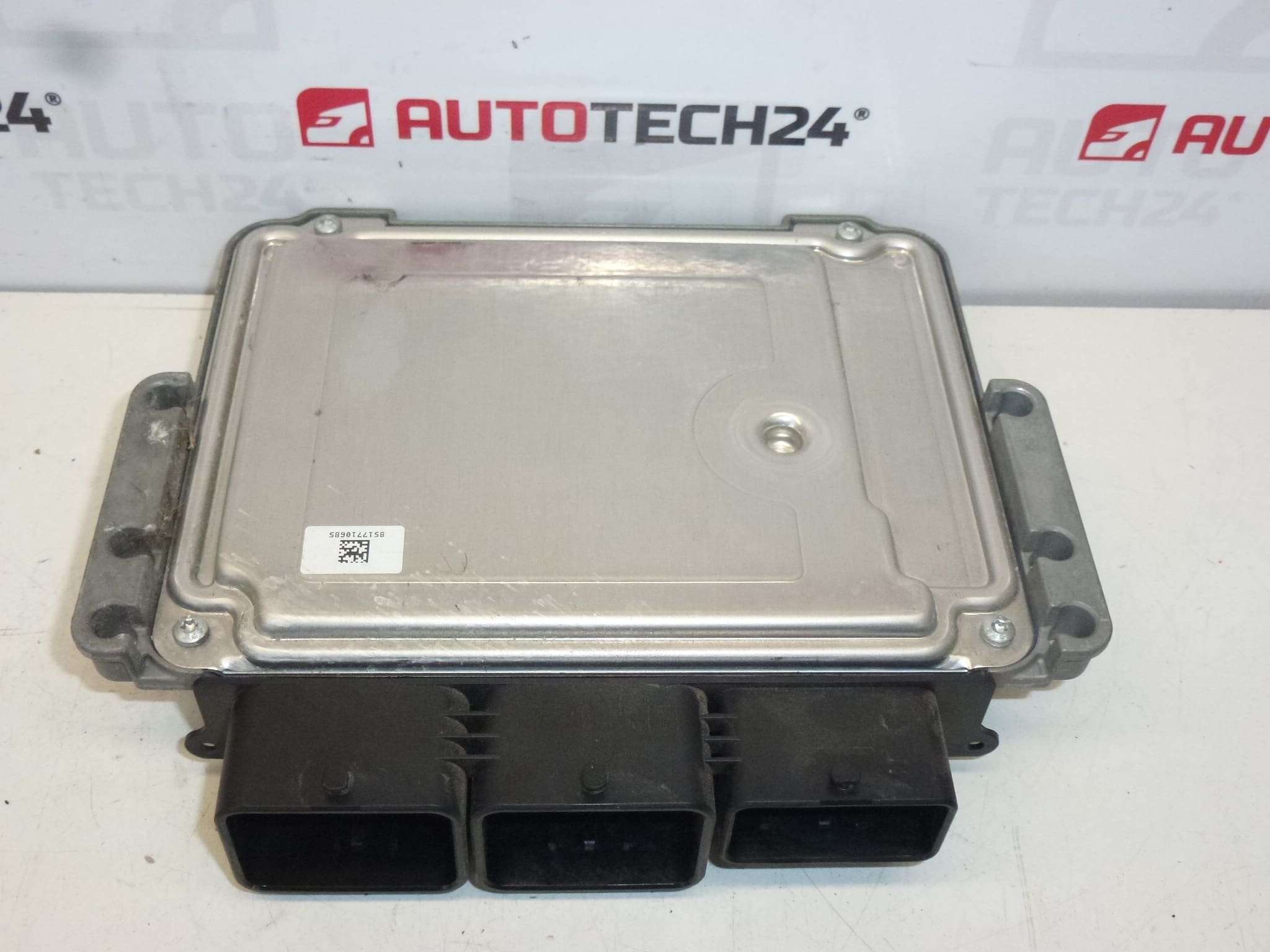 Řídící jednotka ECU Bosch EDC17C10 pro Citroën a Peugeot 0281017333 9677013180 - Obrázek 2
