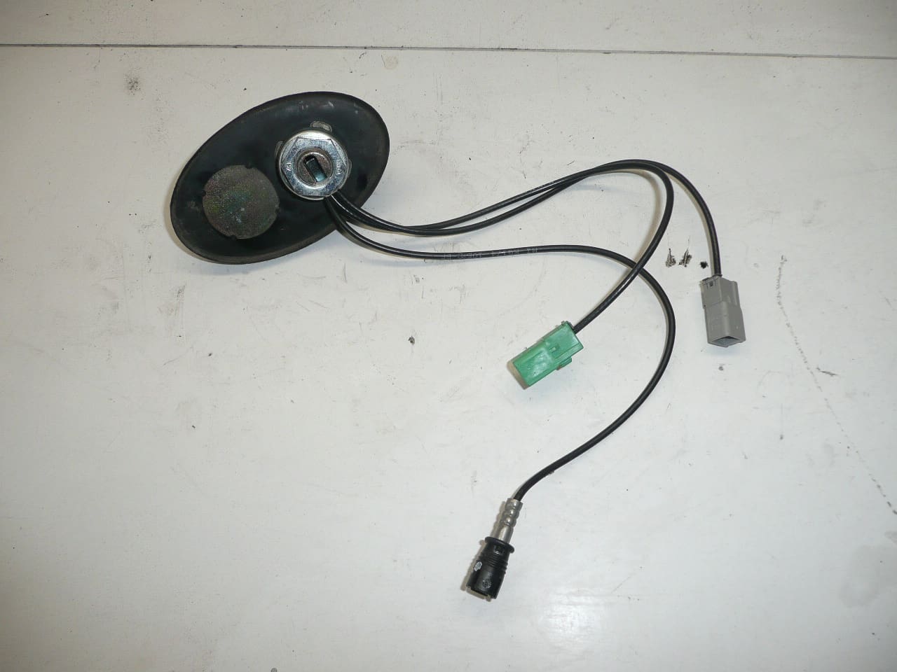 Anténa Citroën Peugeot 9650911780 6561HG - Obrázek 2