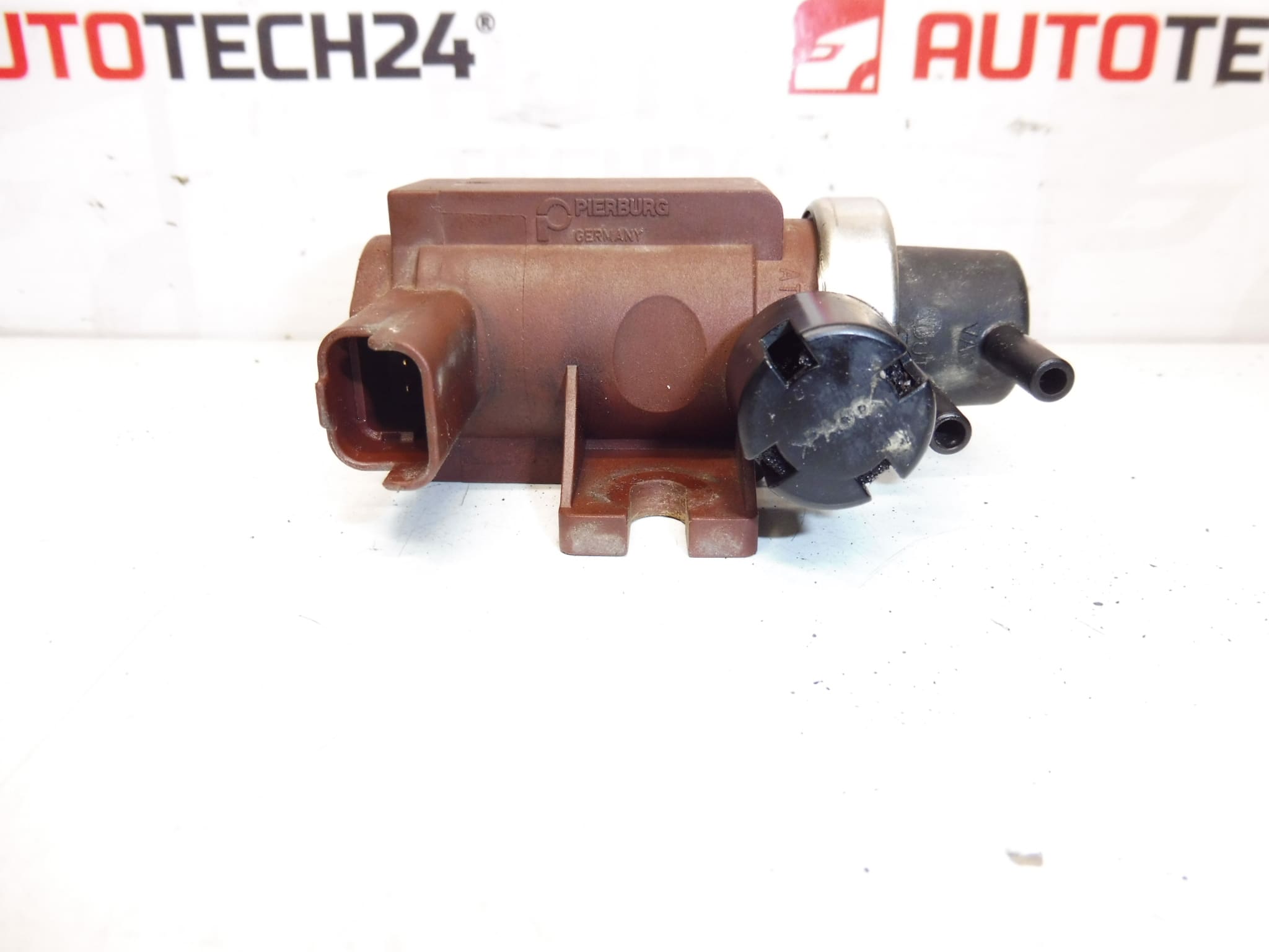 Podtlakový ventil Citroën Pierburg 7.28328.04 9650098380 - Obrázek 2