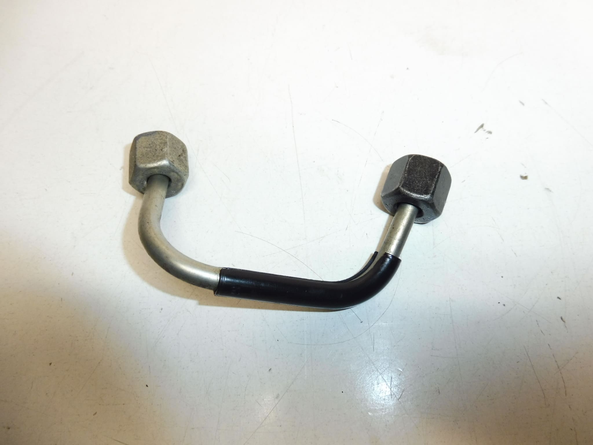 Přívodní trubka 4. vstřikovač Citroën Peugeot 9825615580 - Obrázek 2