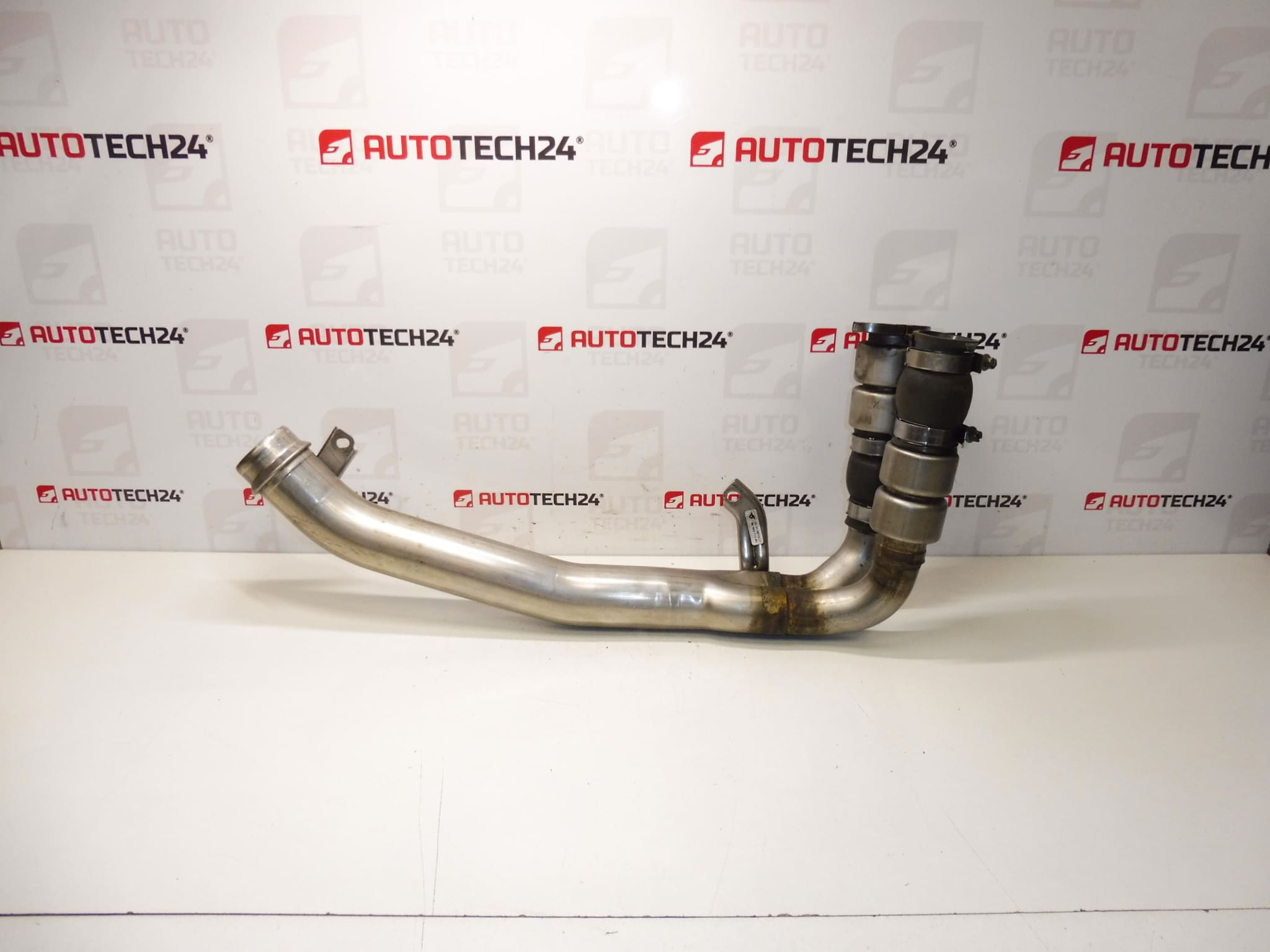 Přípojka vzduchu Citroën Peugeot 2.2 HDI 125KW 9654971380 0382HF