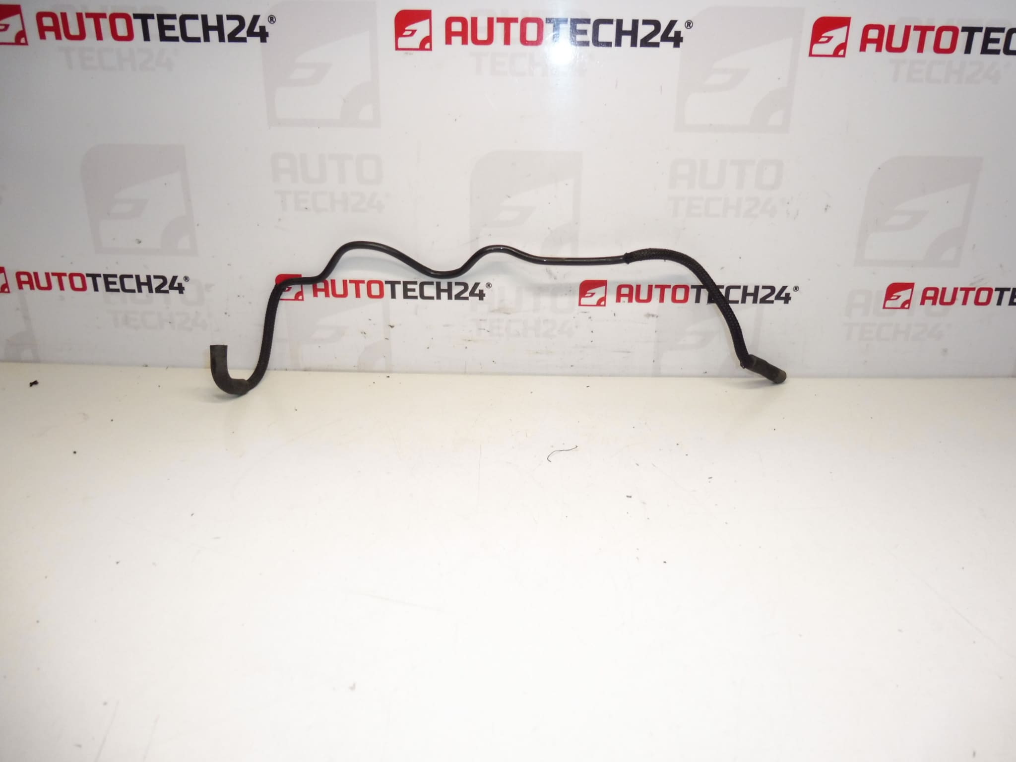 Podtlakové potrubí Citroën Peugeot 2.2 HDI 1622AG