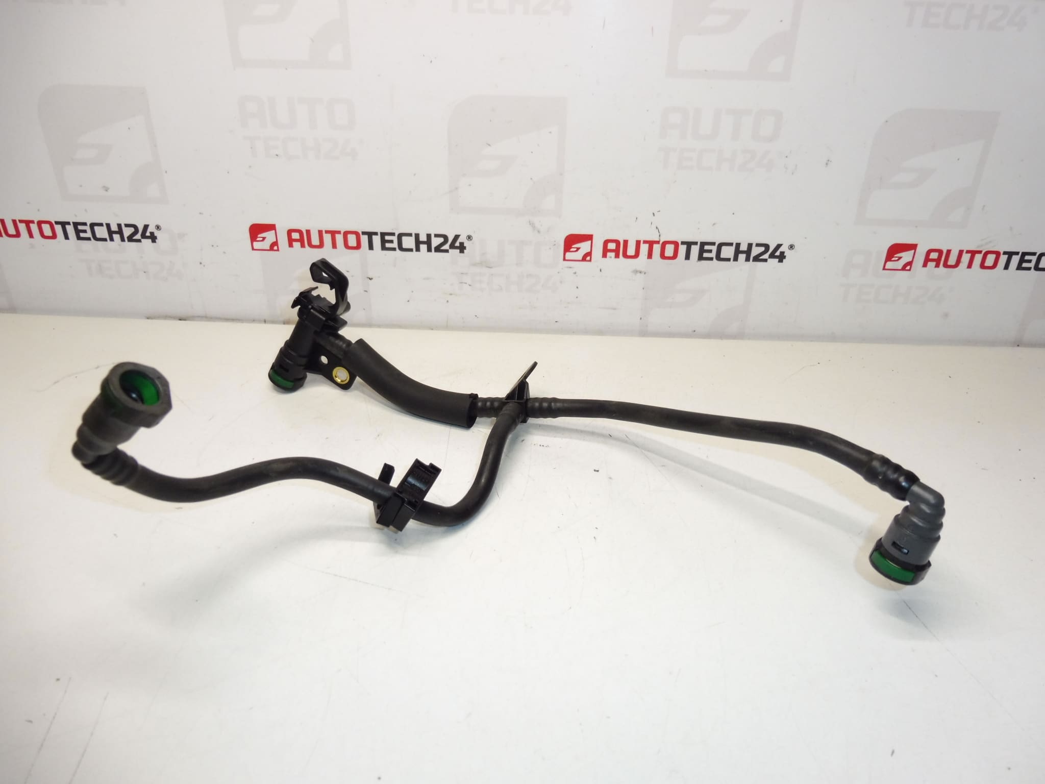 Palivové Hadice Citroën Peugeot 1.6 e-HDI 9808083480 1574HV 1574EL - Obrázek 2