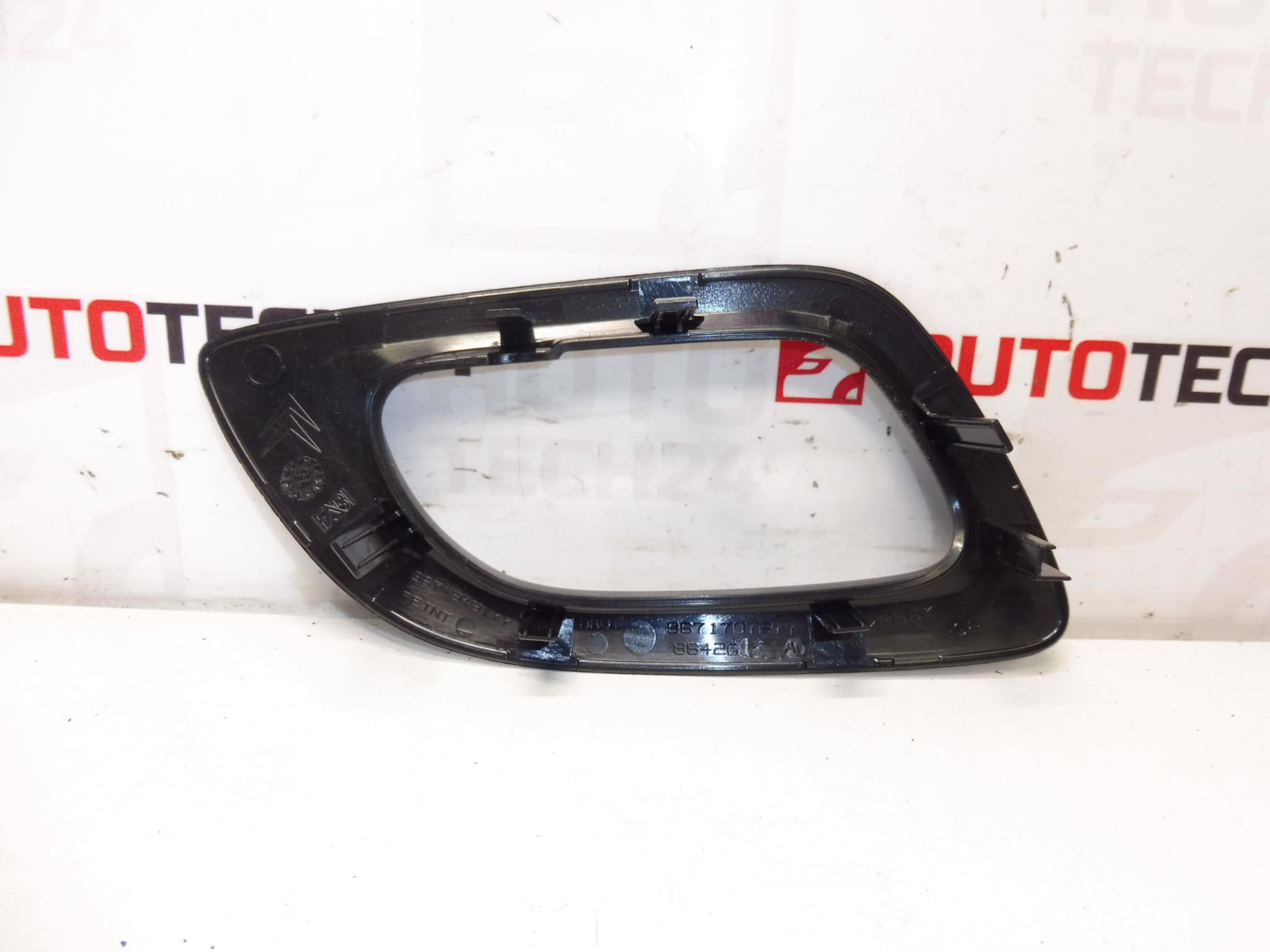 Kryt vnitřní levé kliky dveří Citroën C4/DS4 9671797677 9671949177 9119JZ - Obrázek 2