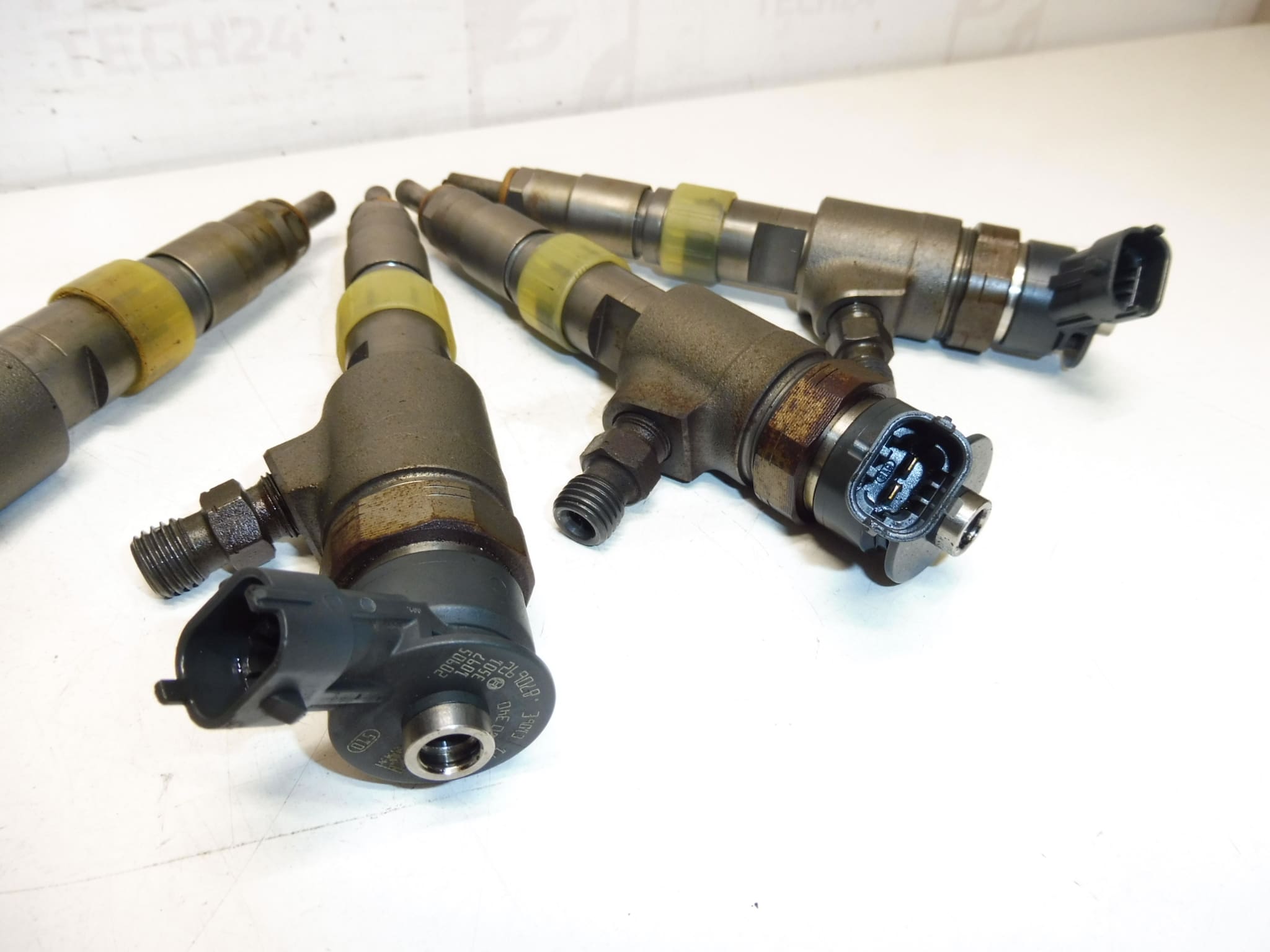 Sada vstřikovačů Bosch pro Citroën a Peugeot 1.6 eHDI 68kW 0445110340 1980S5 - Obrázek 2