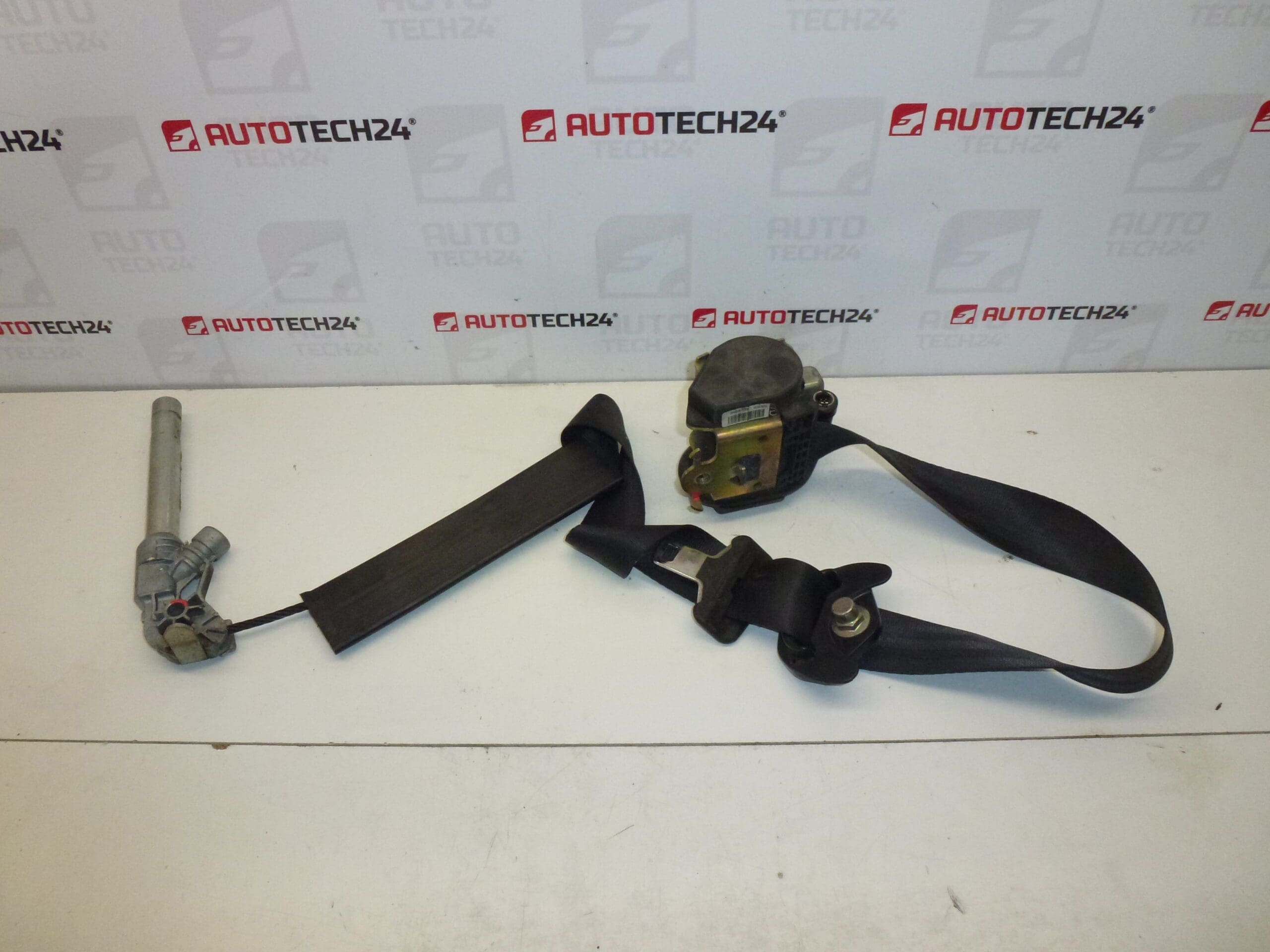 Pravý přední bezpečnostní pás Citroën C5 II 96480875XX 8974Y8 - Obrázek 2