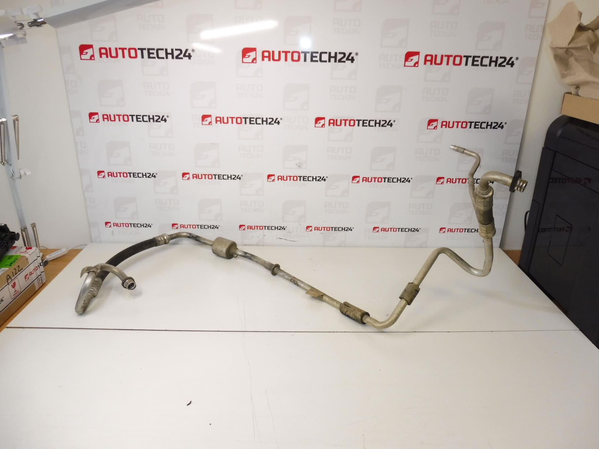 Klima trubka Peugeot Peugeot 9655225980 9650575580 6460LL 6460LN