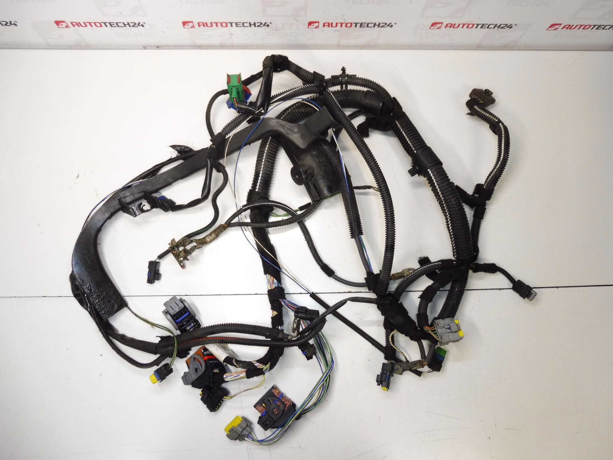 Motorový kabelový svazek Citroen C4 1.4 16V 9657360680 6558ZY