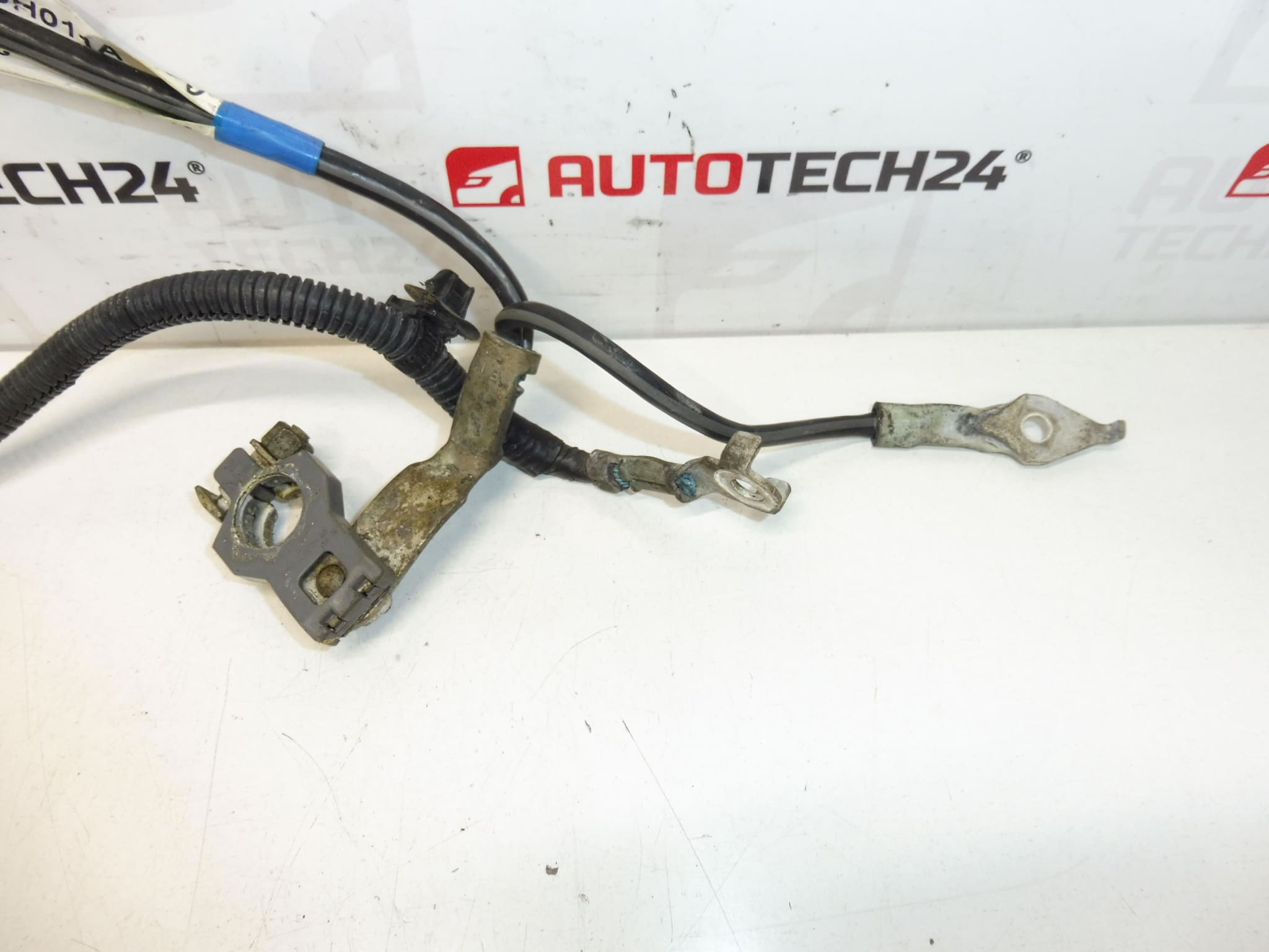 Svazek záporného pólu baterie Citroën C1 Peugeot 107 5642HC - Obrázek 2