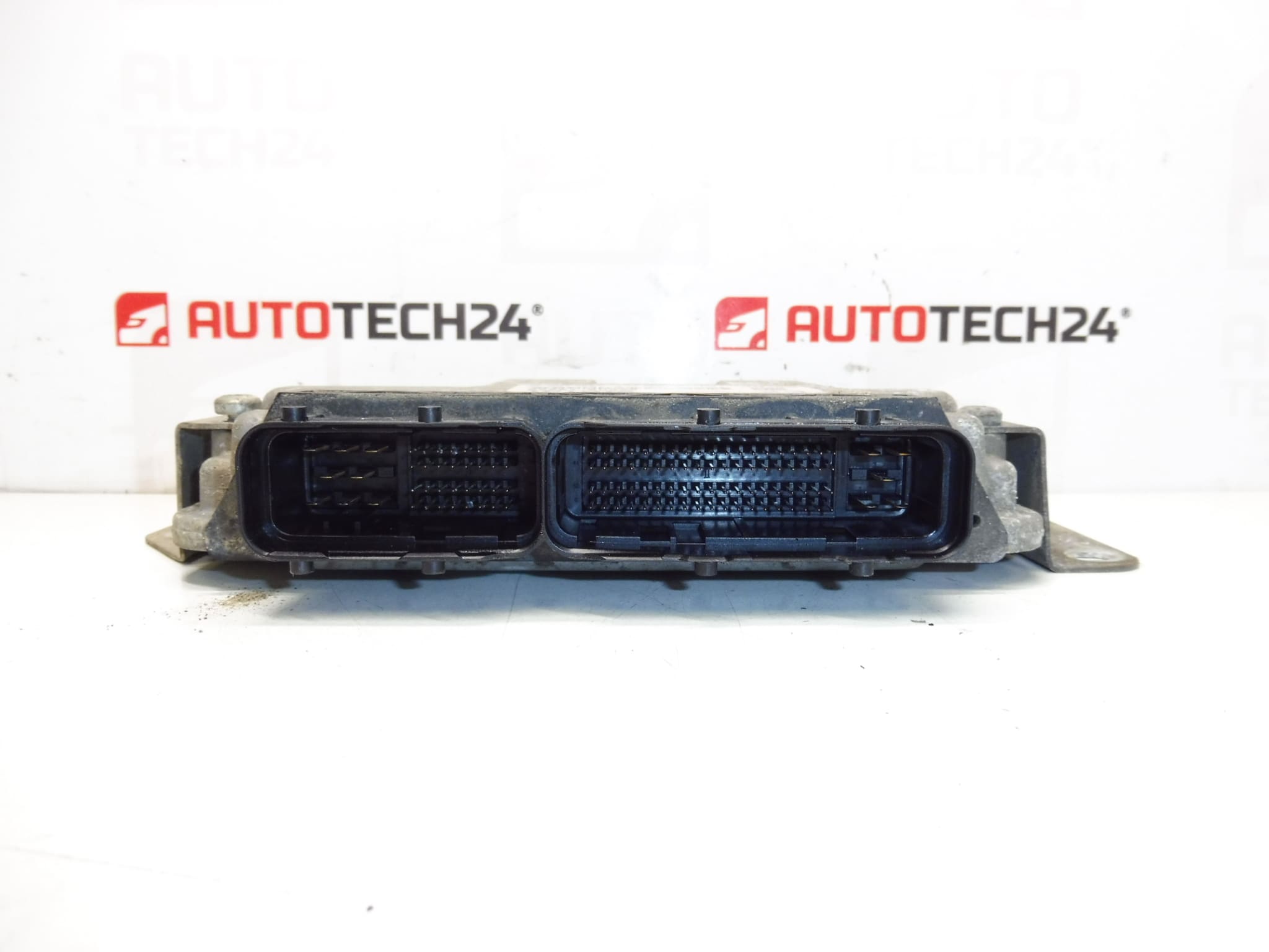 Řídící jednotka motoru ECU Bosch 1.0i 1KR 0261208702 89661-0H230 - Obrázek 2