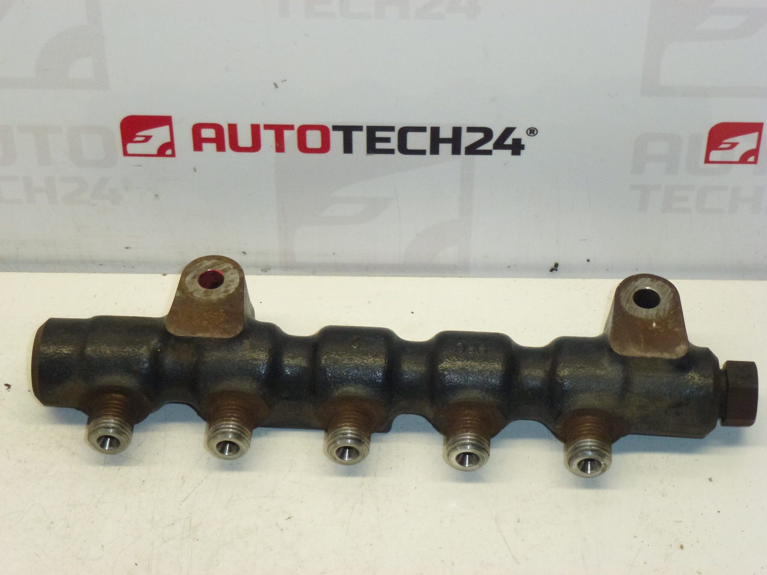 Lišta RAIL 1.4 HDi 1.6 HDi Citroën Peugeot 9654592680 1570G2 - Obrázek 2