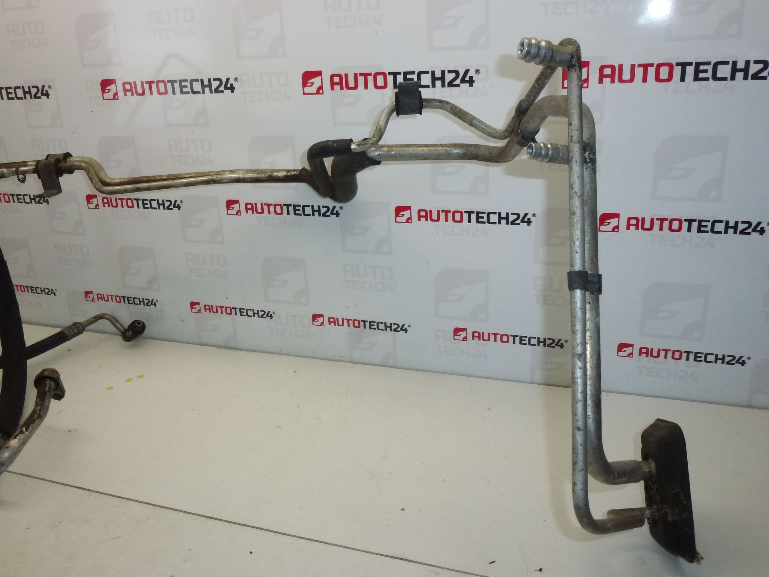 Klima trubka Citroën Peugeot 9640388580 6460SL - Obrázek 2