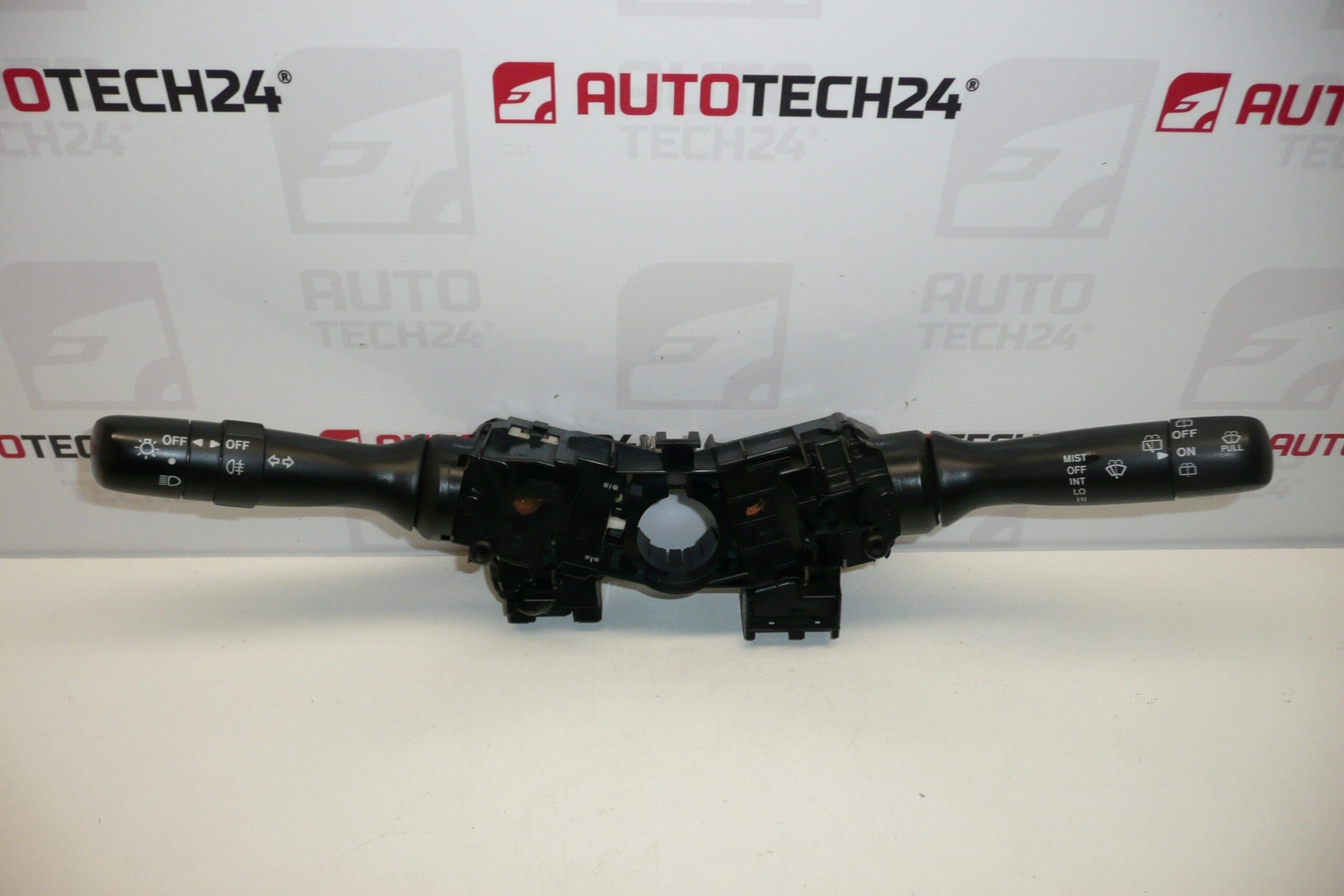 Ovladače pod volantem Citroën C1 Peugeot 107 6239SA 6253A0