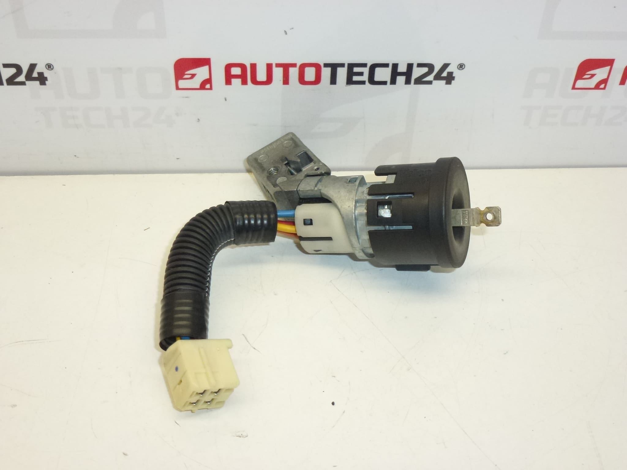 Spínací skříňka 1 planžeta Citroën C1 Peugeot 107 4162FK