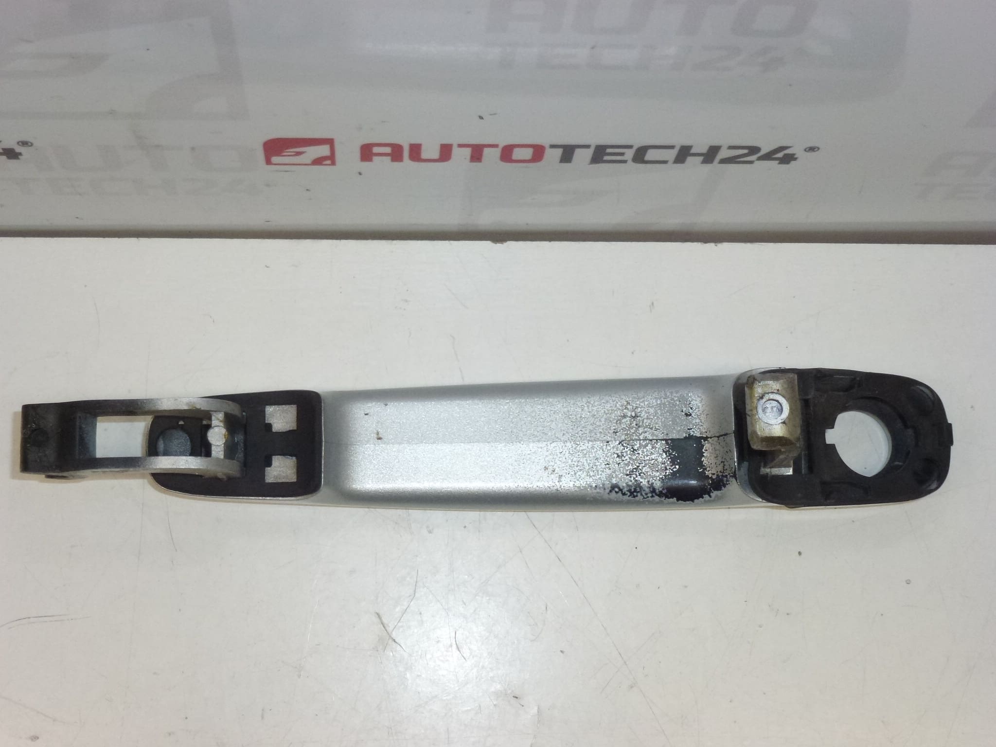 Klika dveří Citroën Peugeot stříbrná EZRC 9101W5 - Obrázek 2