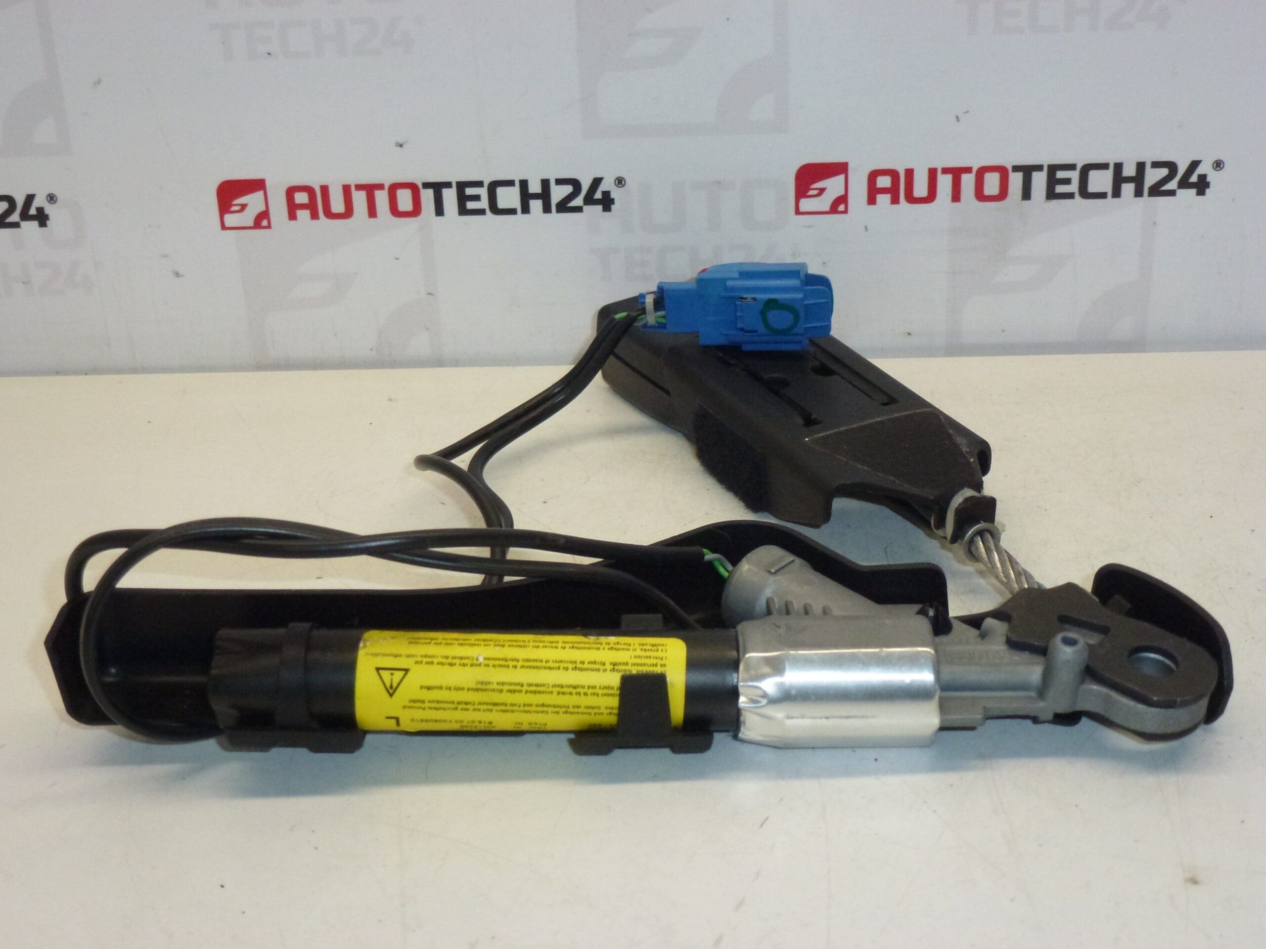 Levý přední pyronapínač Citroën C2 C3 9640676877 8973TH - Obrázek 2