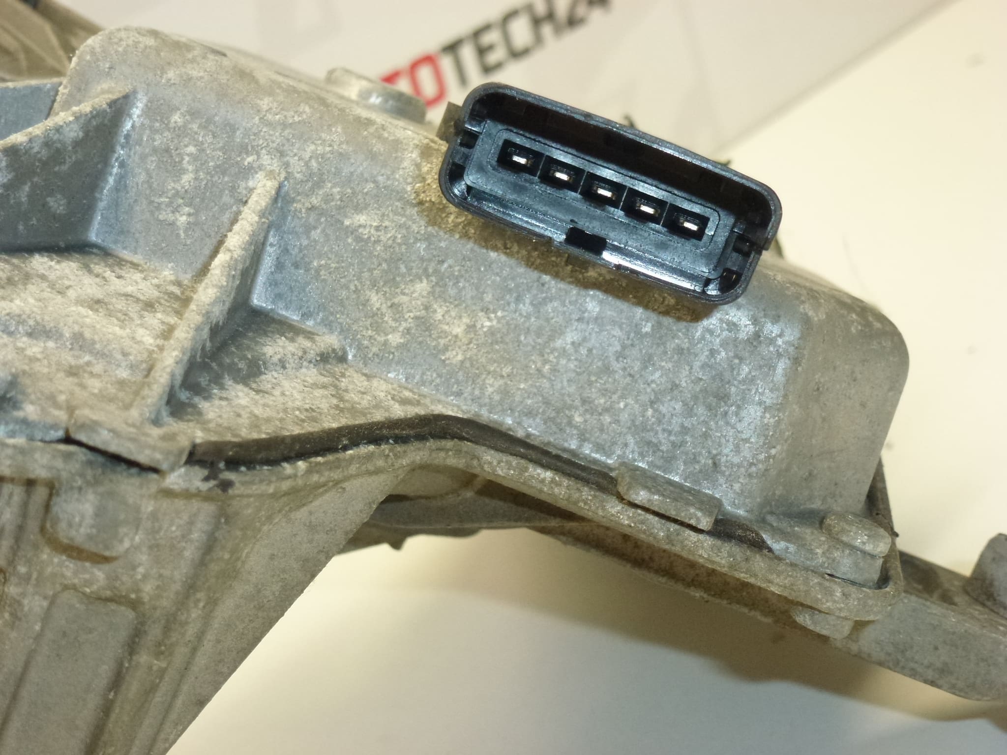 Motor levého stěrače Citroën C4 Picasso 9687621780 6405NH - Obrázek 2