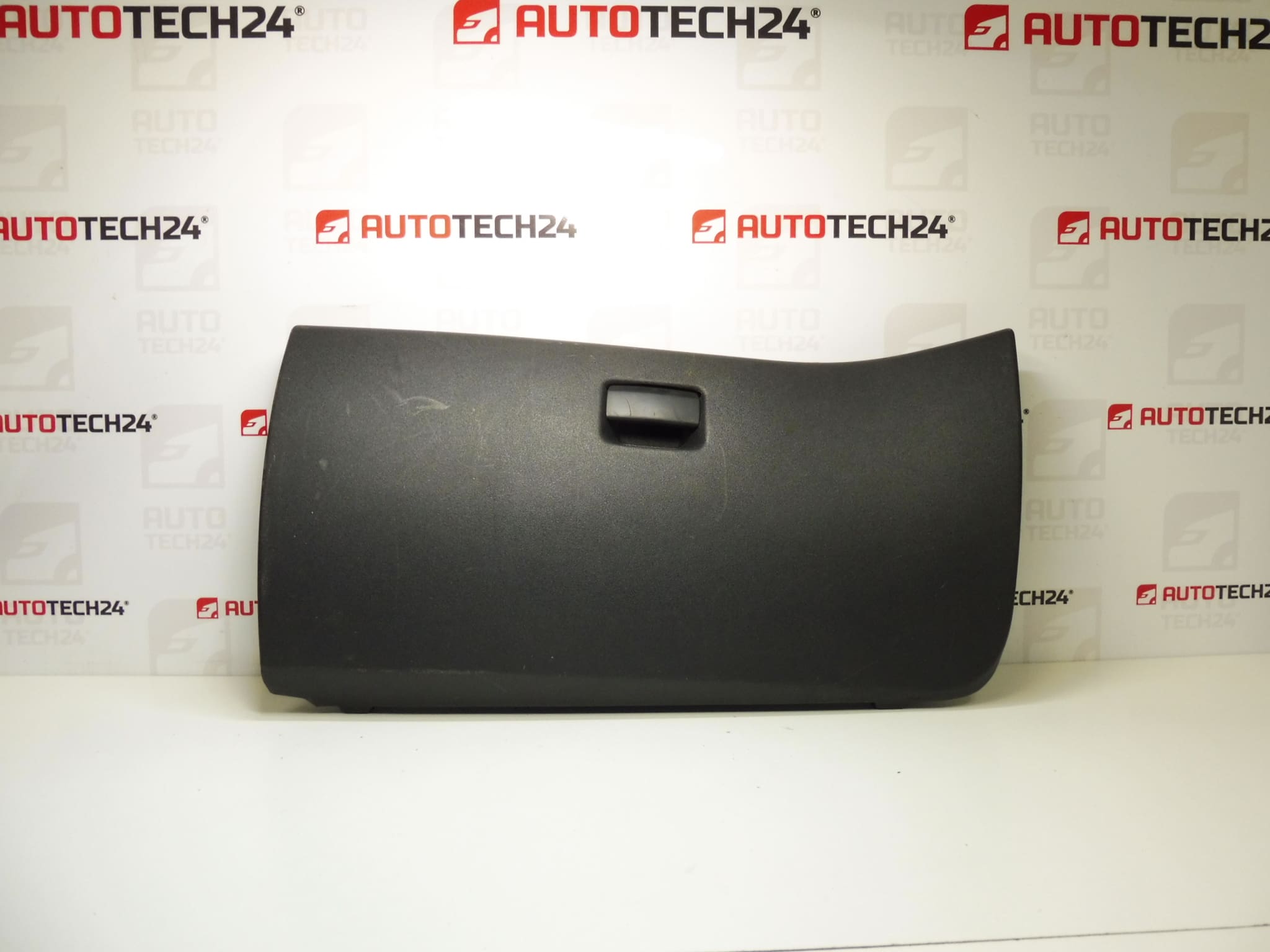 Odkládací schránka Citroën C4 Picasso 8218FG