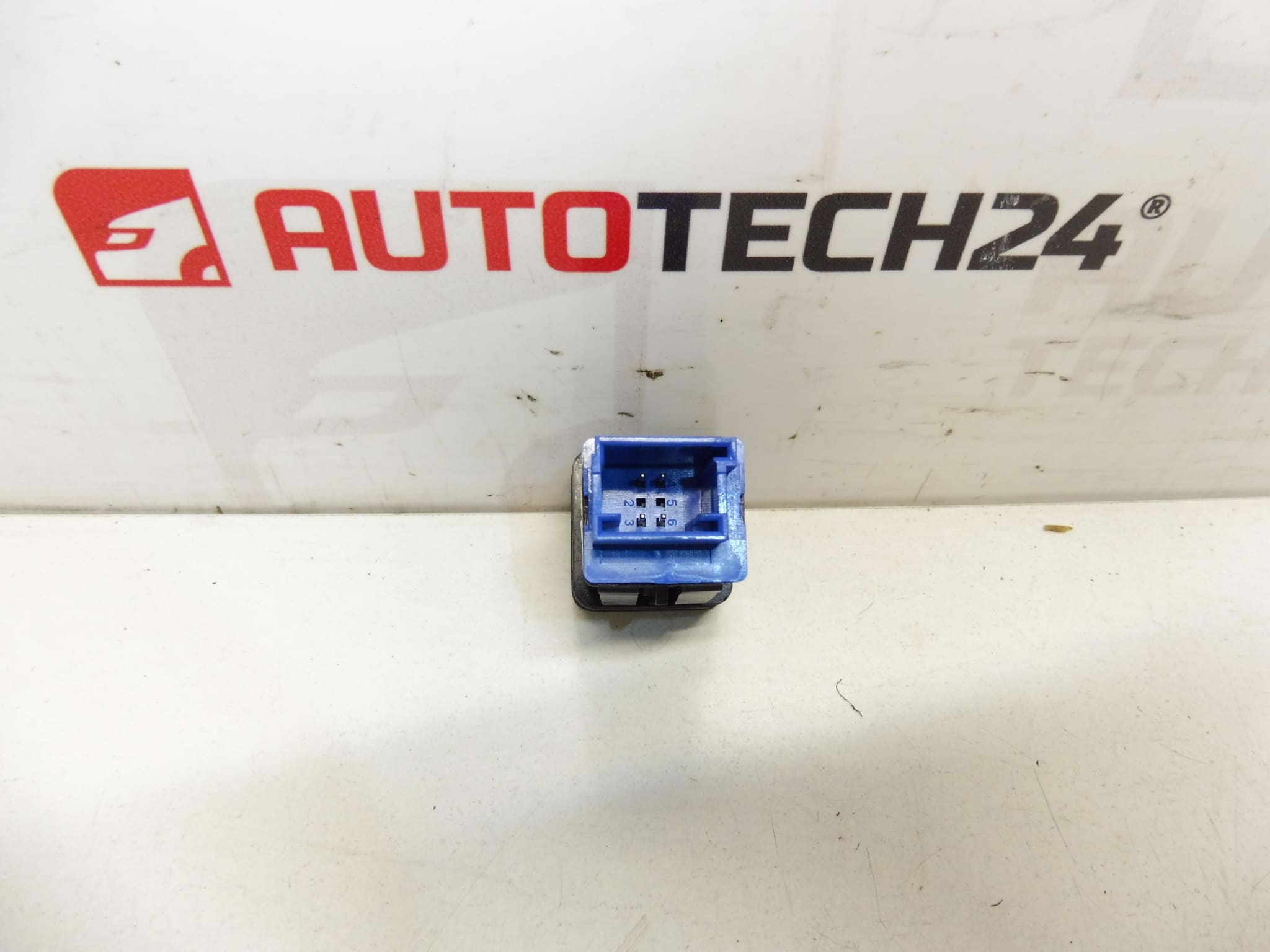 Ovladač AFIL Citroën C3 III 98127544ZD 9812754477 - Obrázek 2