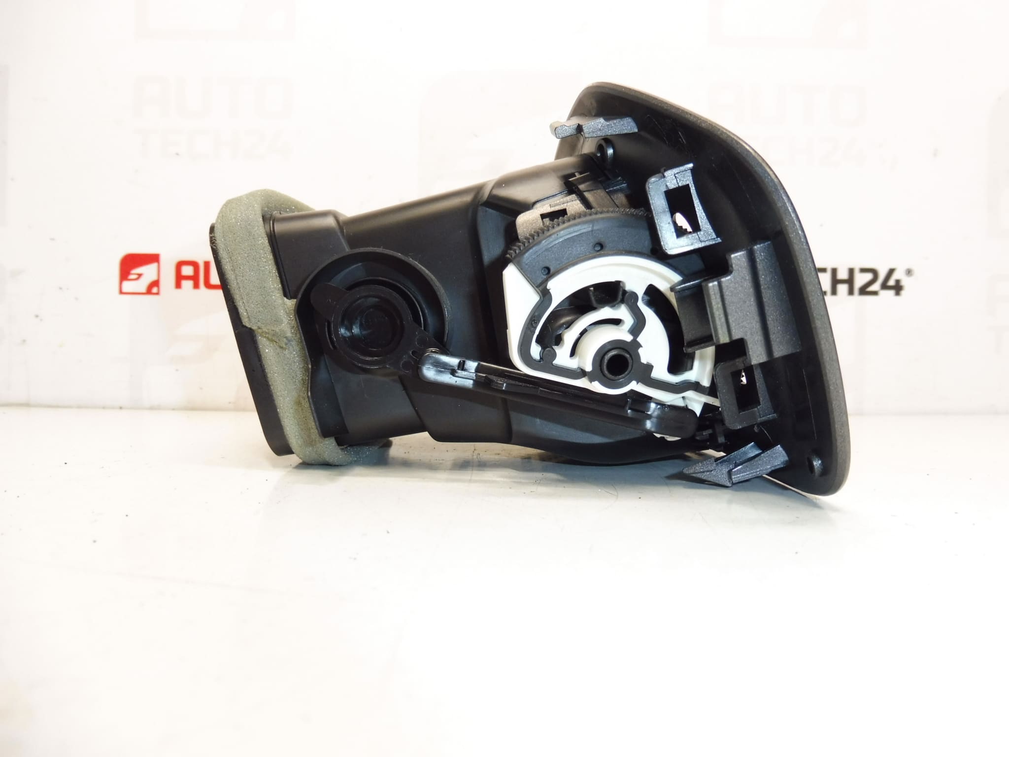 Větrací výstup Citroën C-Elysée Peugeot 301 9677287077 9677253777 - Obrázek 2