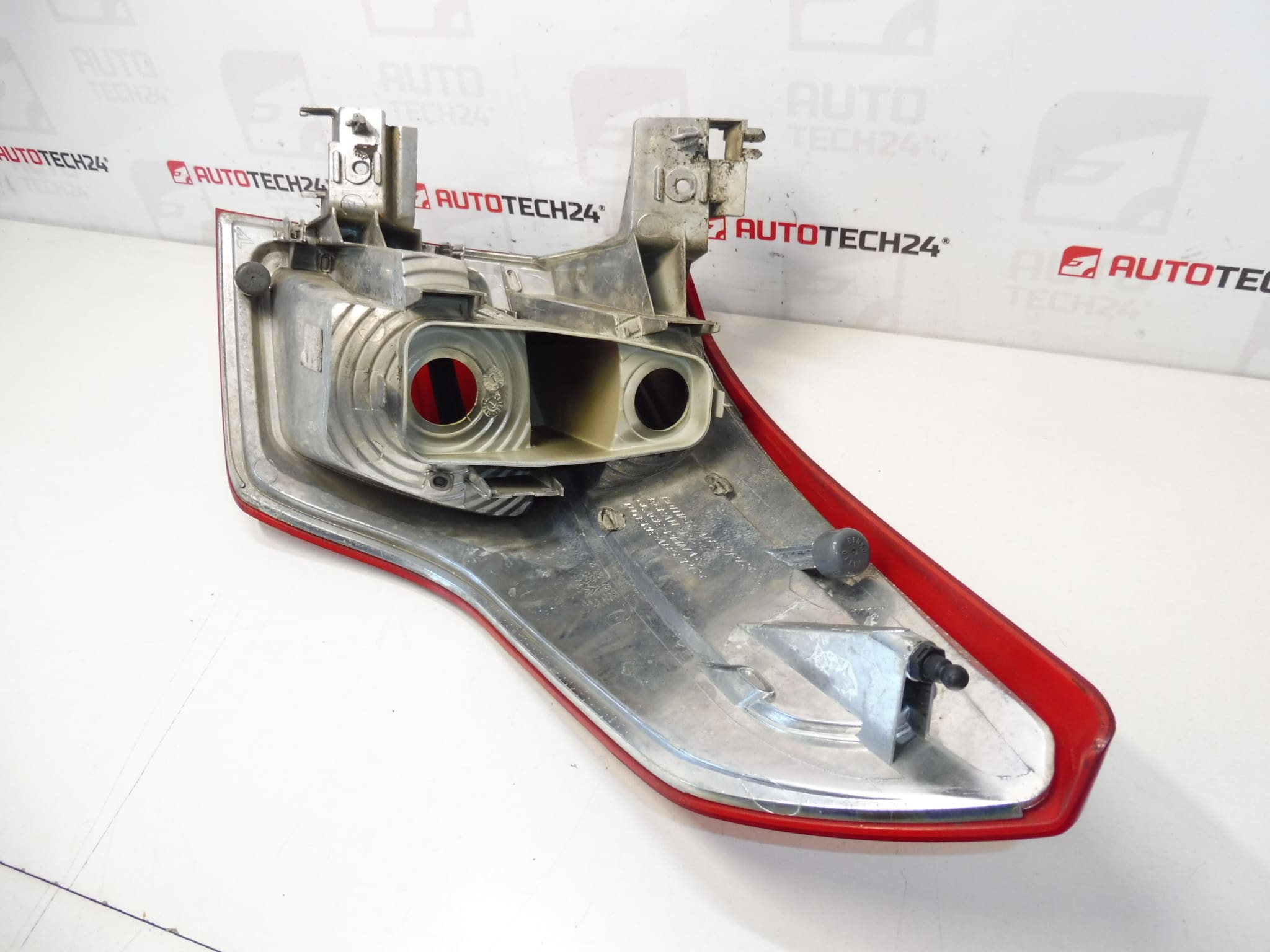 Zadní levé světlo blatník Citroën C4 Picasso 9653547580 6350CA - Obrázek 2