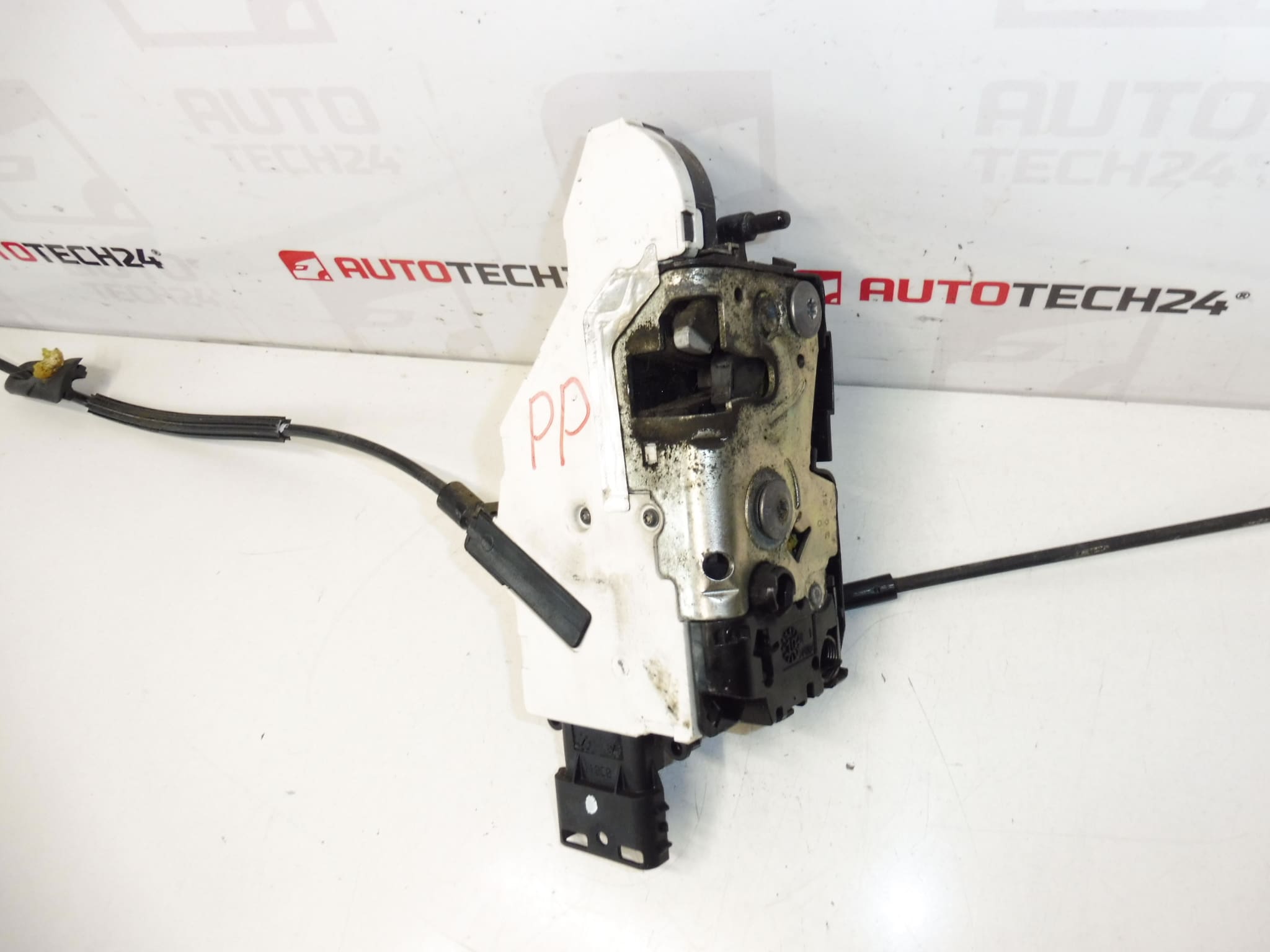 Zámek pravých předních dveří Citroën C4 Grand Picasso 9136Y8 - Obrázek 2