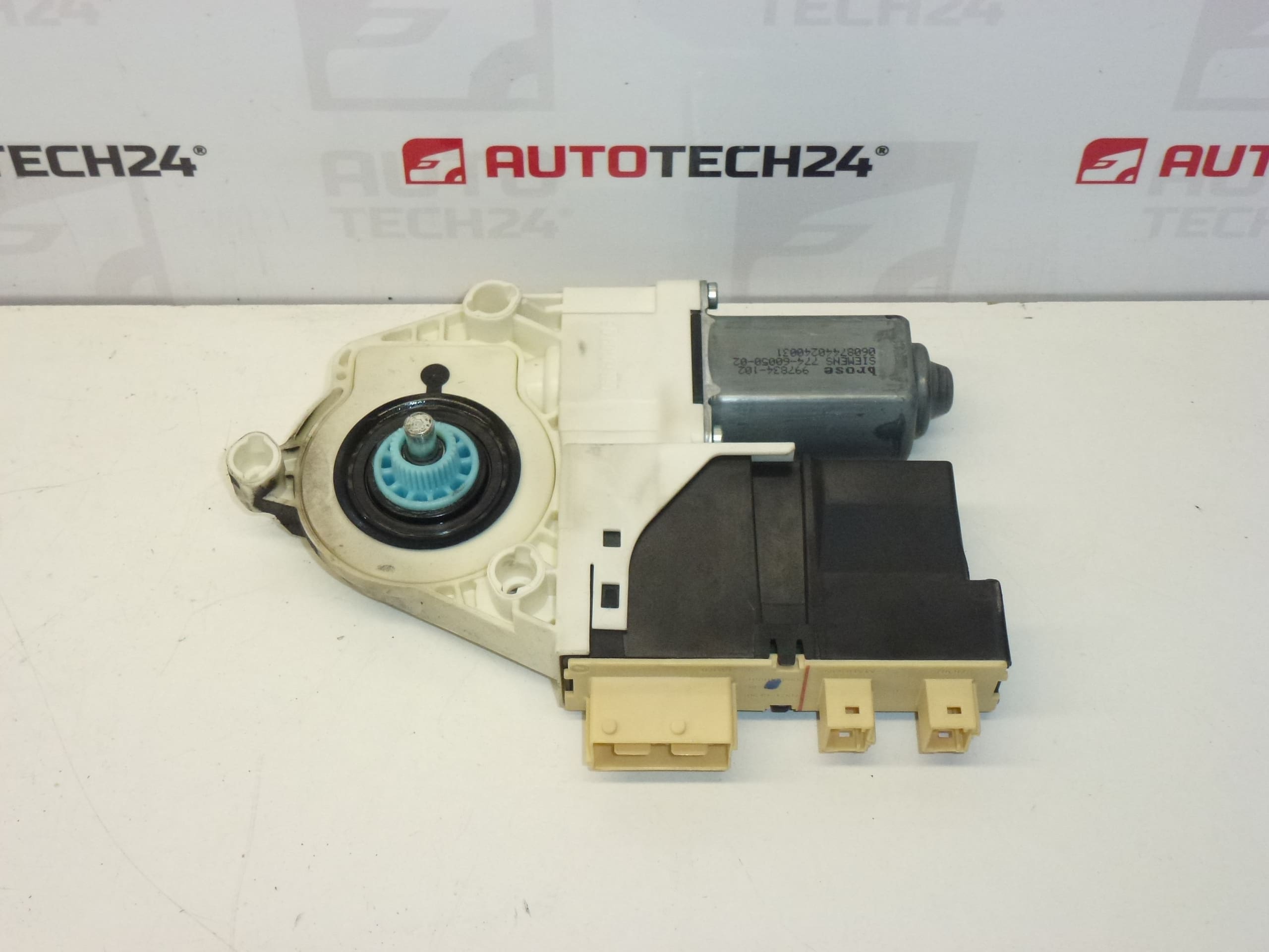 Motor stahování pravého předního okna Citroën C5 II 9681597580 9222AJ