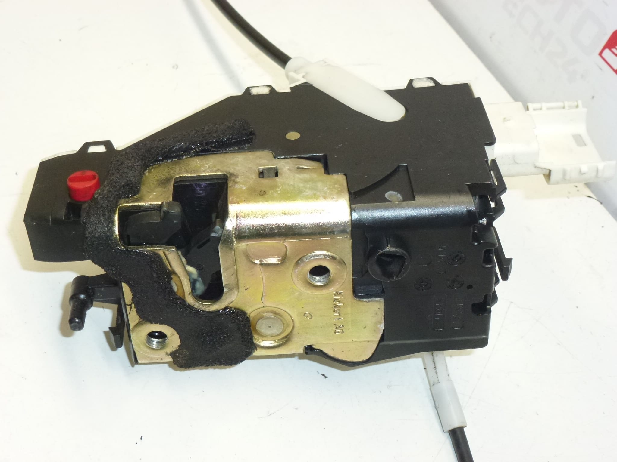 Zámek levých zadních dveří Peugeot 407 9681337380 9137K8 - Obrázek 2