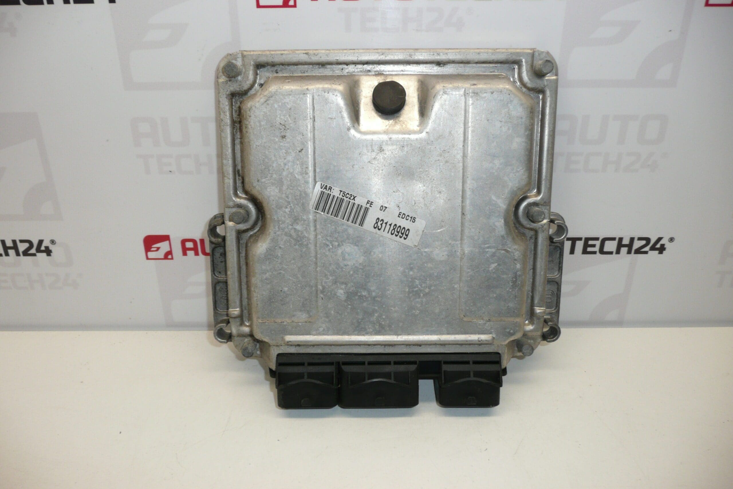 Řídící jednotka ECU Bosch EDC15C2 0281010935 2.0 HDI 9650221480 1940L5 - Obrázek 2