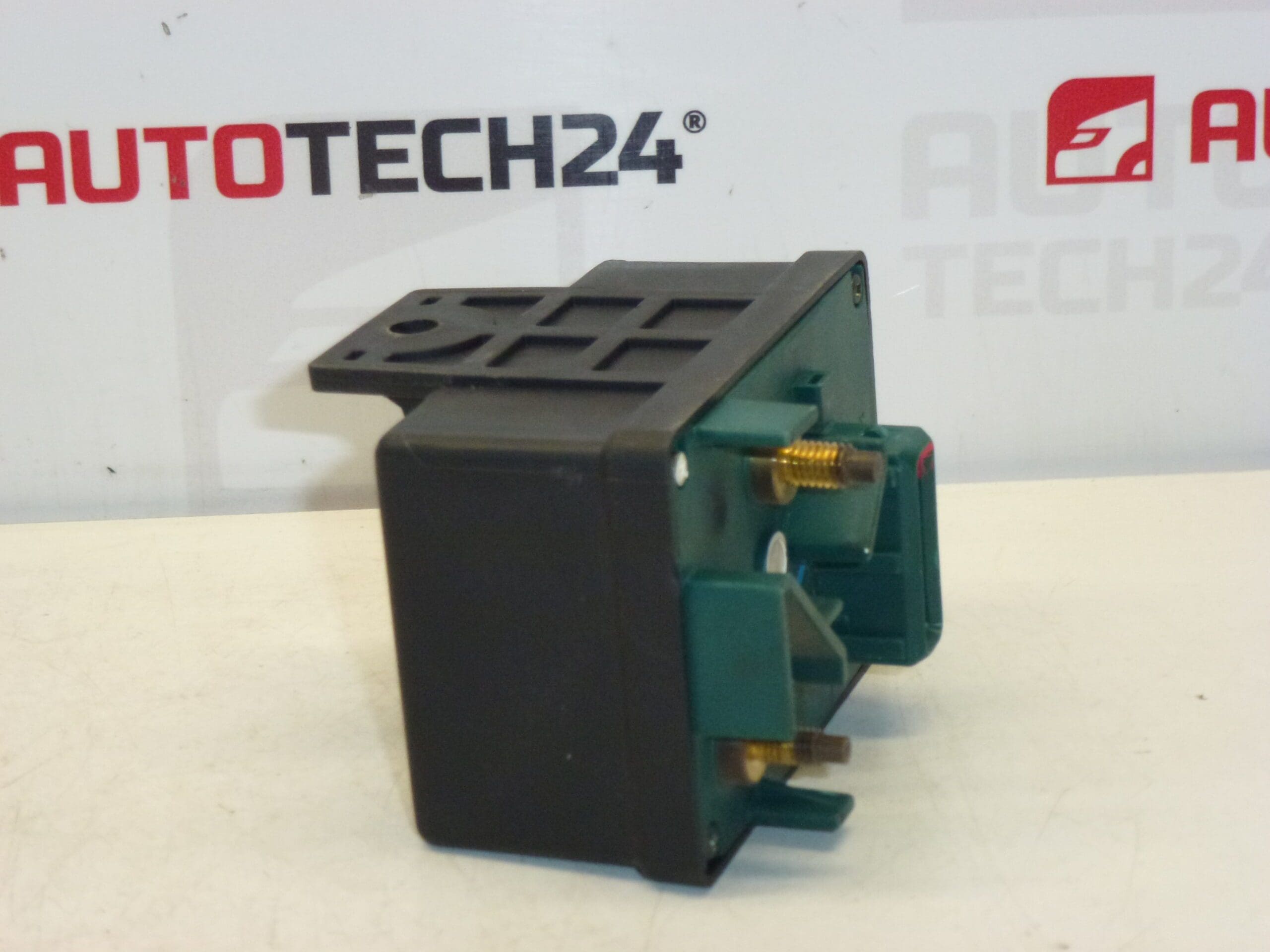 Žhavící relé NAGARES Citroën Peugeot 9639912580 - Obrázek 2