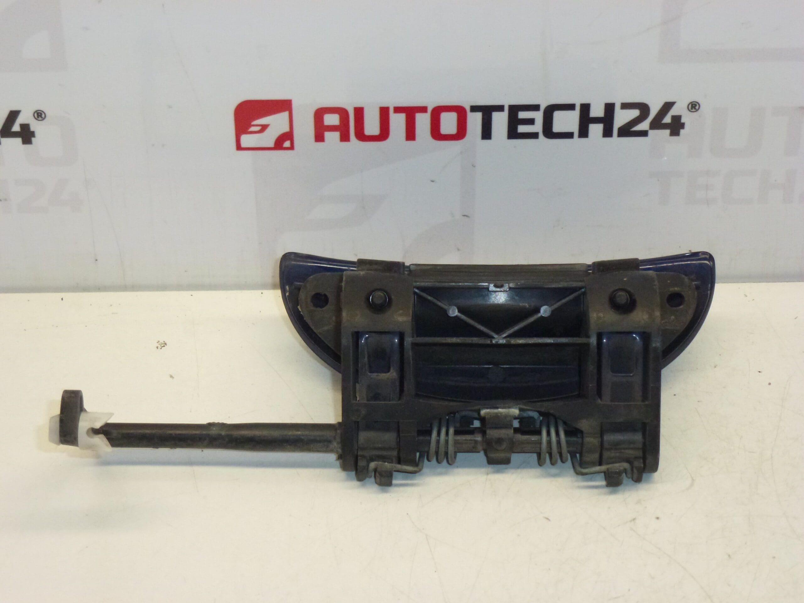 Dveřní klika pravá přední Peugeot 206 9101N7 EGE - Obrázek 2