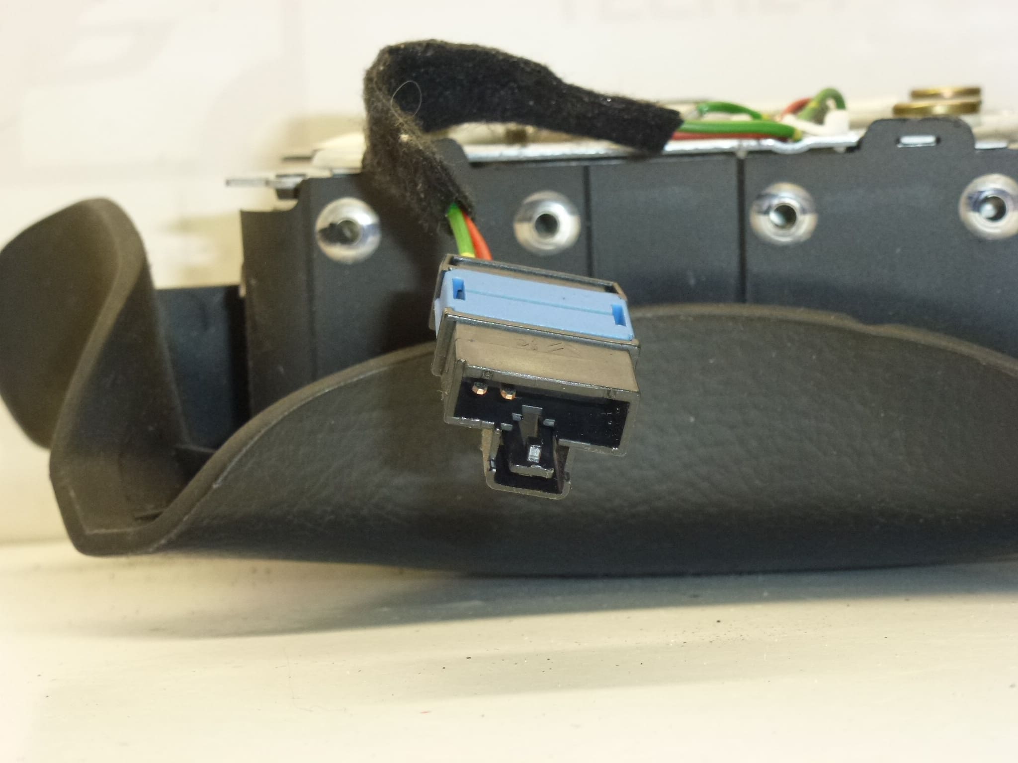 Volantový airbag Peugeot 406 96303944ZL 4112EQ - Obrázek 2