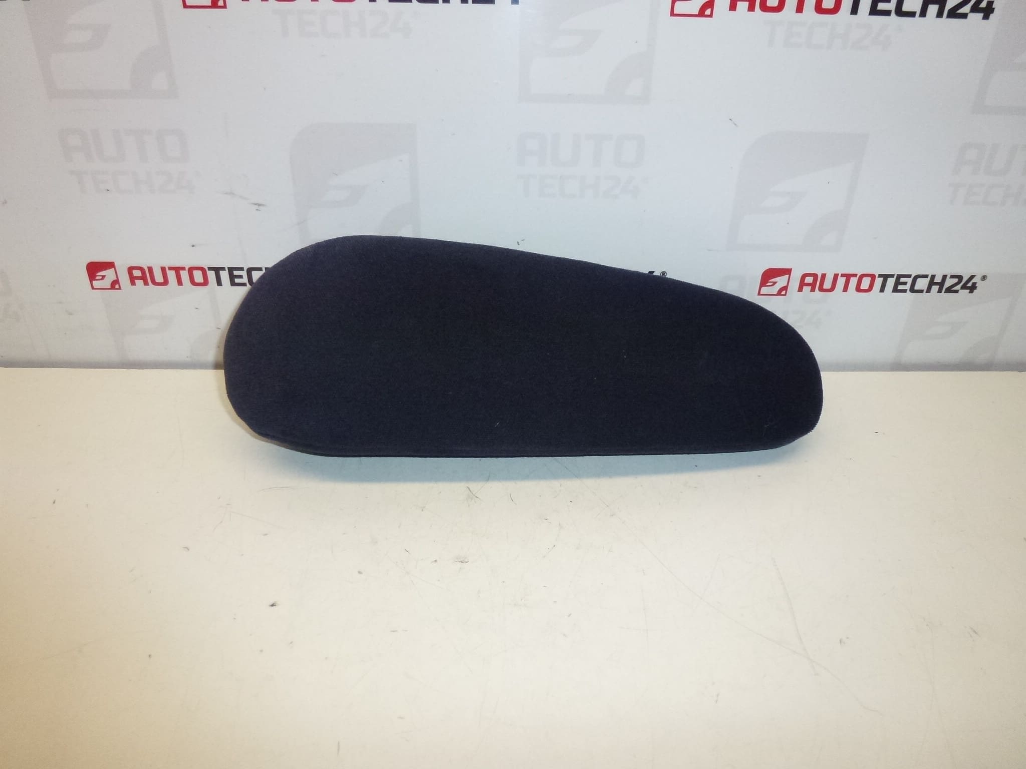 Loketní opěrka spolujezdce Citroën Peugeot 8830H5